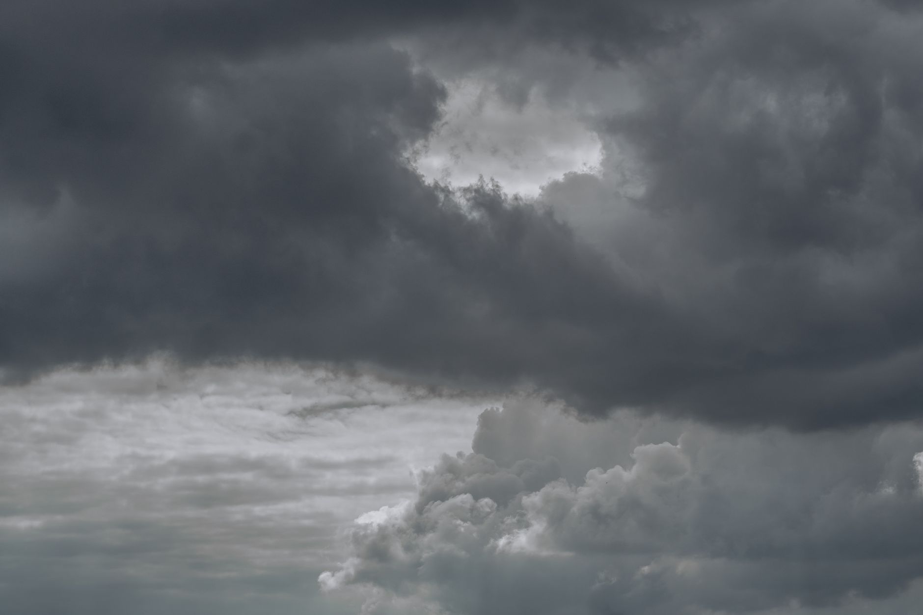 Höhepunkt der Hitze und schwere Gewitter: Hier wird gewarnt