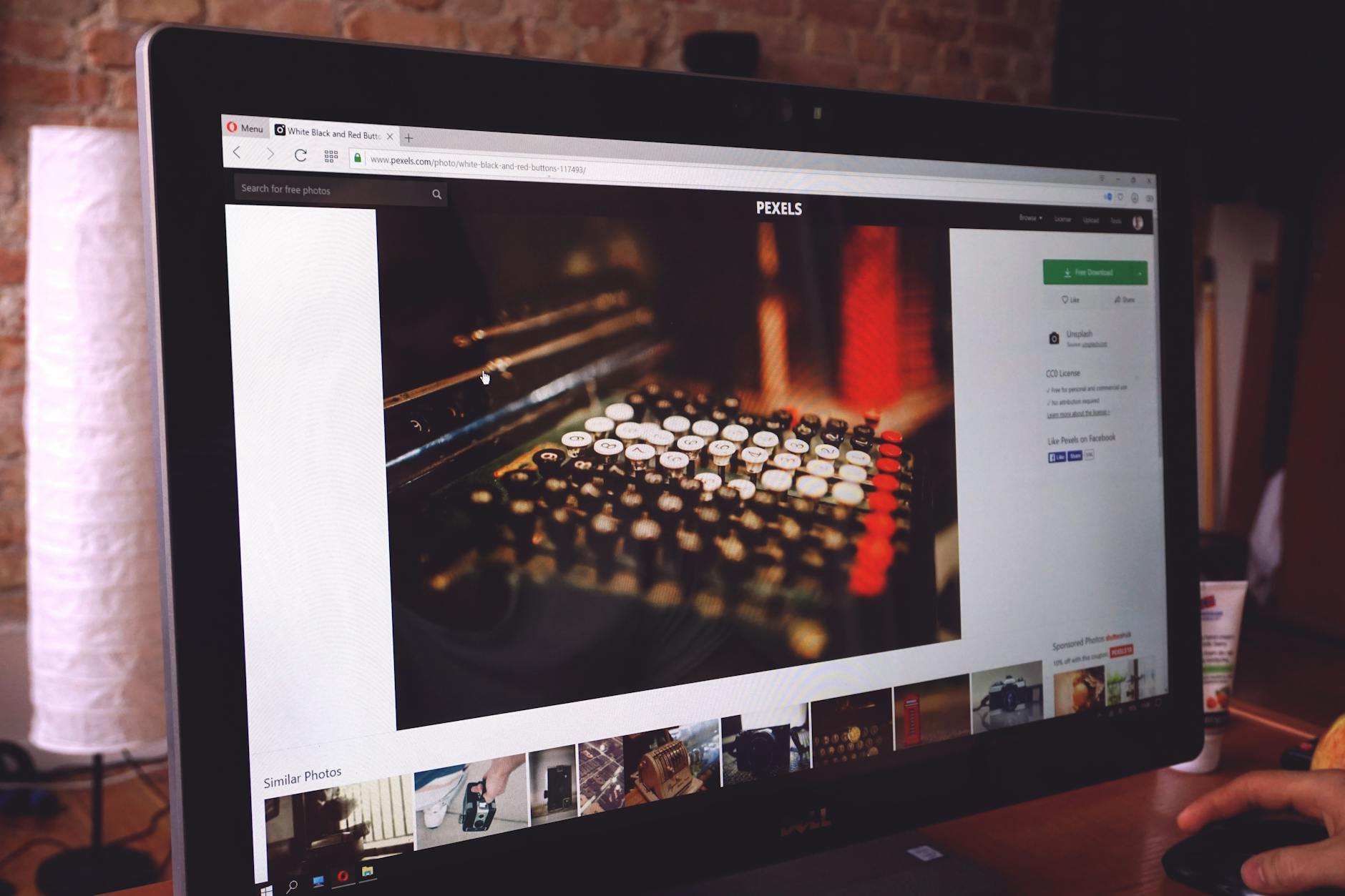 Freitag: Anzeige wegen Online-Traumatisierung, Google-Plan für App-Sideloading
