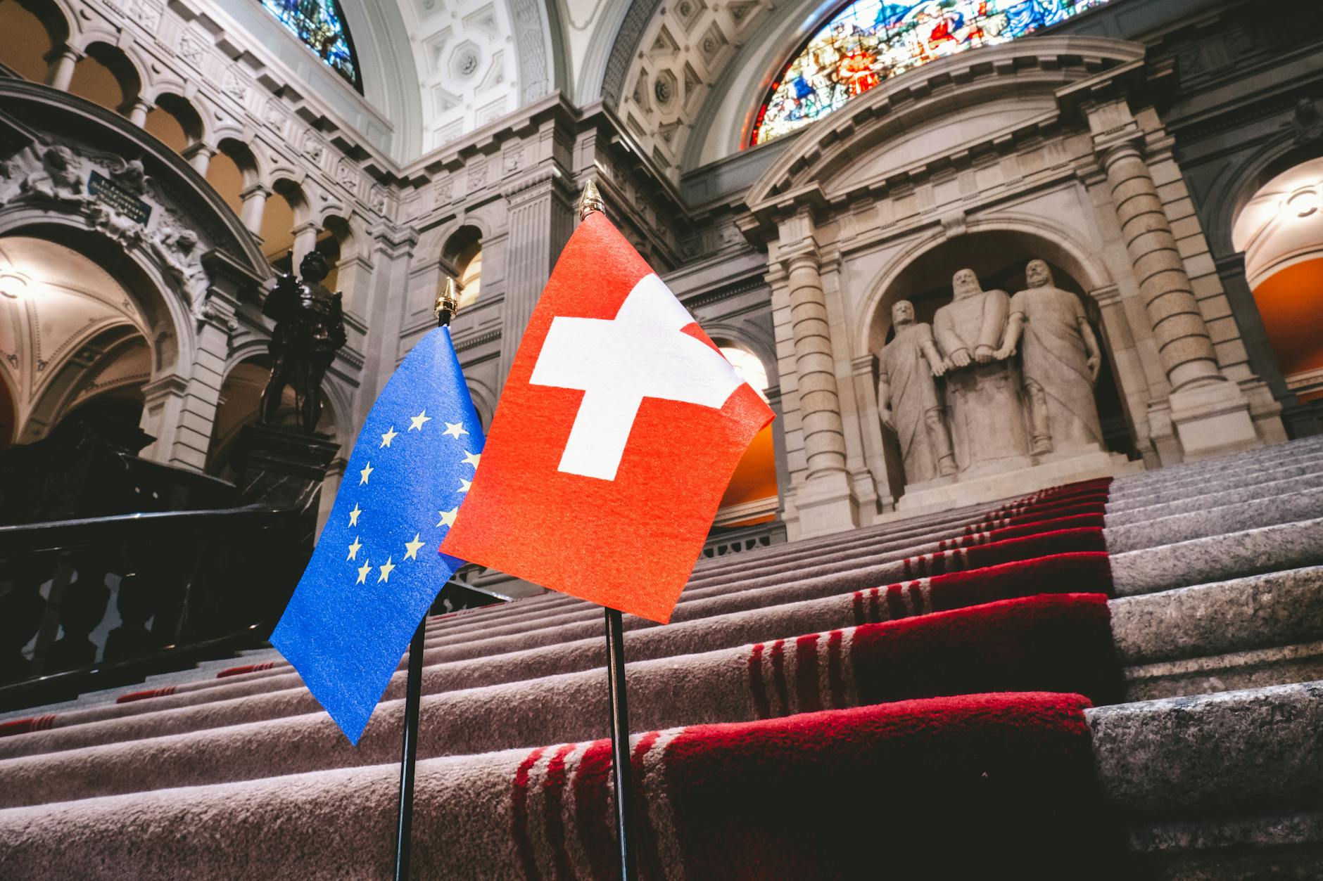 Vor zehn Jahren - Von der Leyen: "Terroranschläge von Brüssel trafen Europa ins Herz"