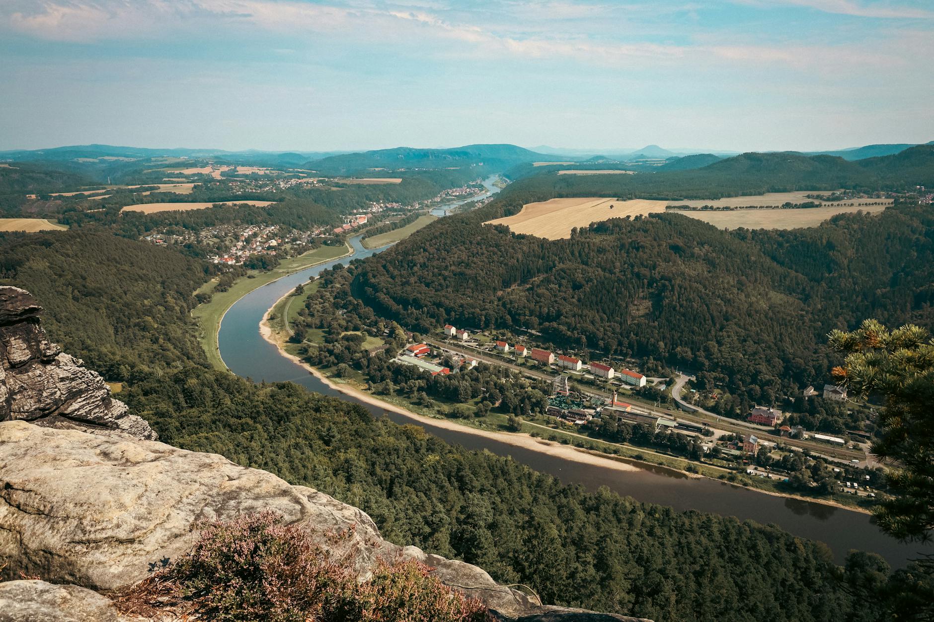 Merz: Welt ohne Mullah-Regime "ein bisschen besser"