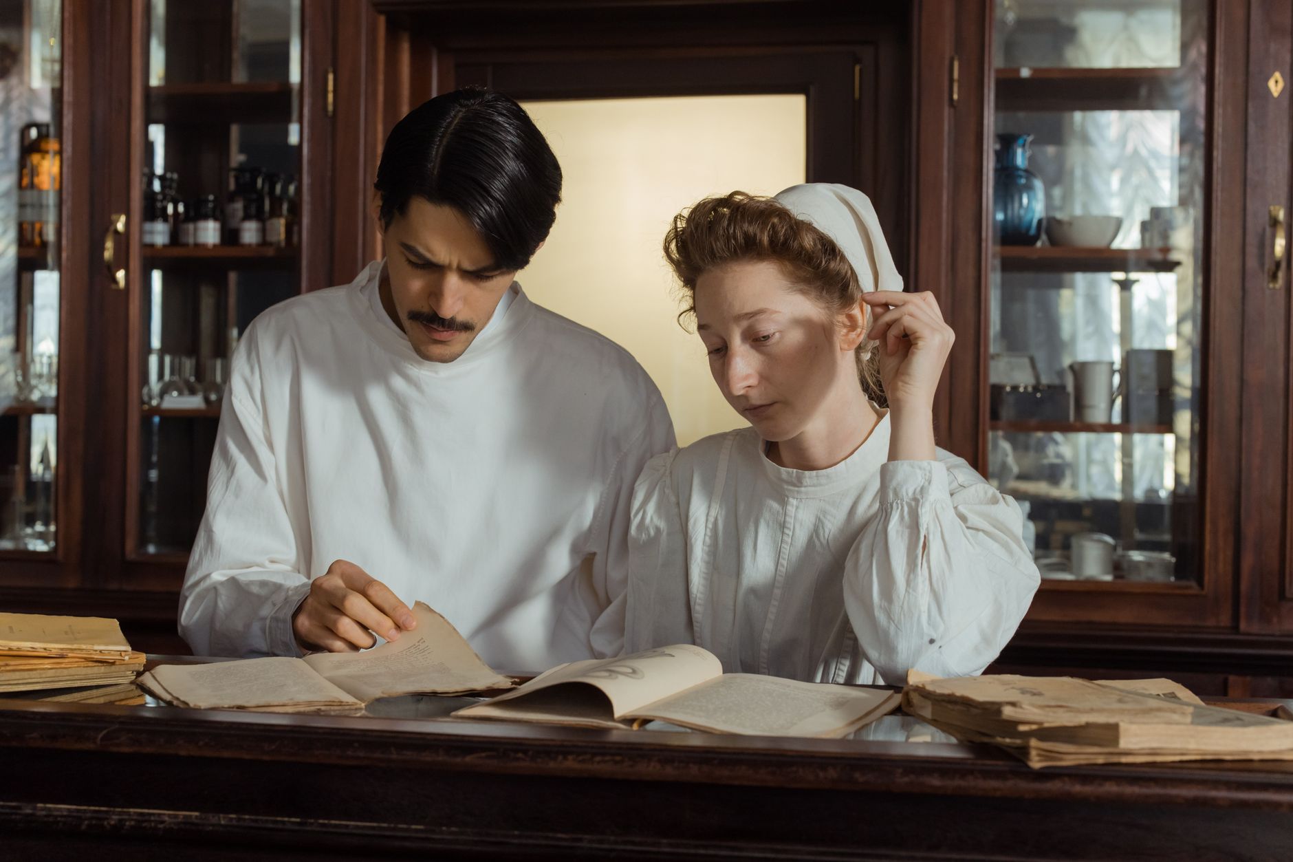 Ruth-Maria Thomas schreibt Bücher über unmögliche Beziehungen. Kann es zwischen Armen und Reichen echte Liebe geben?