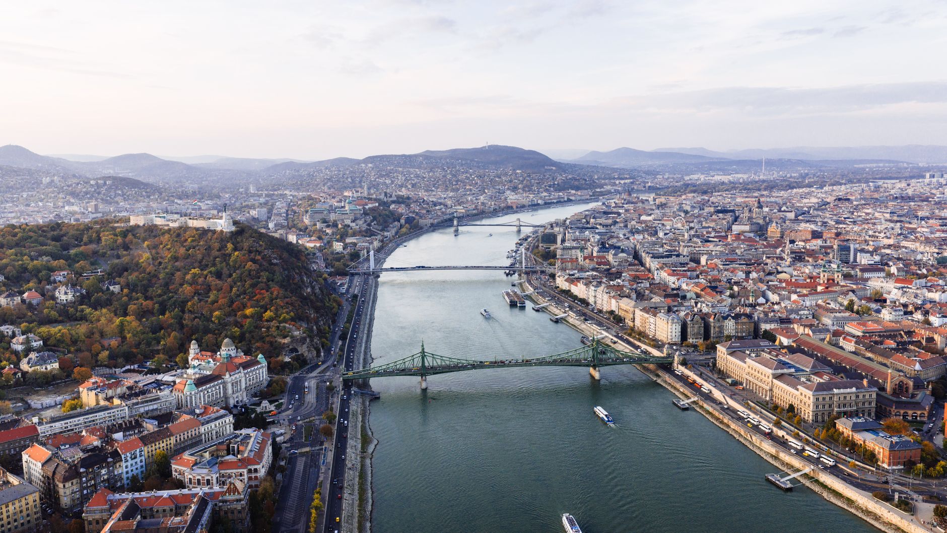 Niedrigwasser der Donau: Ungarn schaltet AKW aus