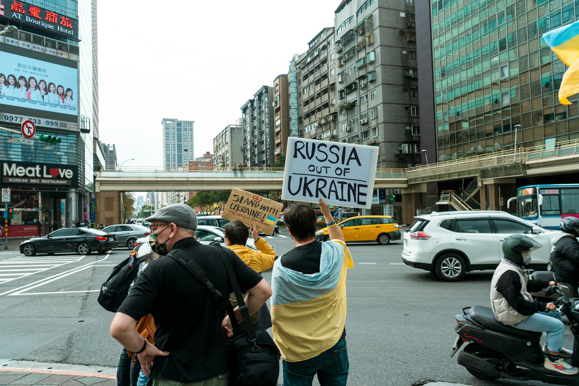 Ukraine-Krieg - Stromausfall in Teilen von Kiew und dem Umland nach russischen Angriffen