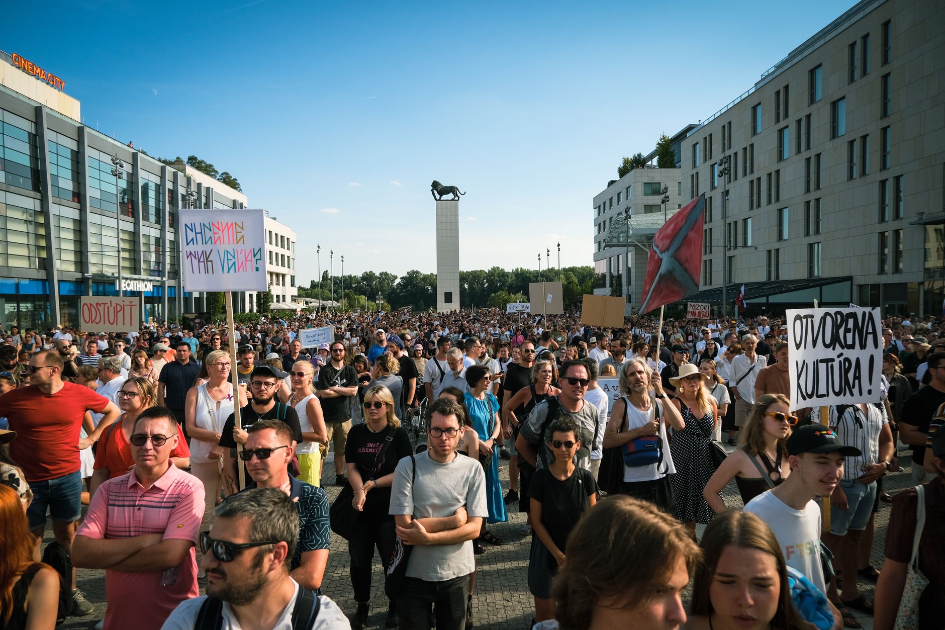 Protest gegen Palantir: „Weder von Linken noch von Rechten gemocht“