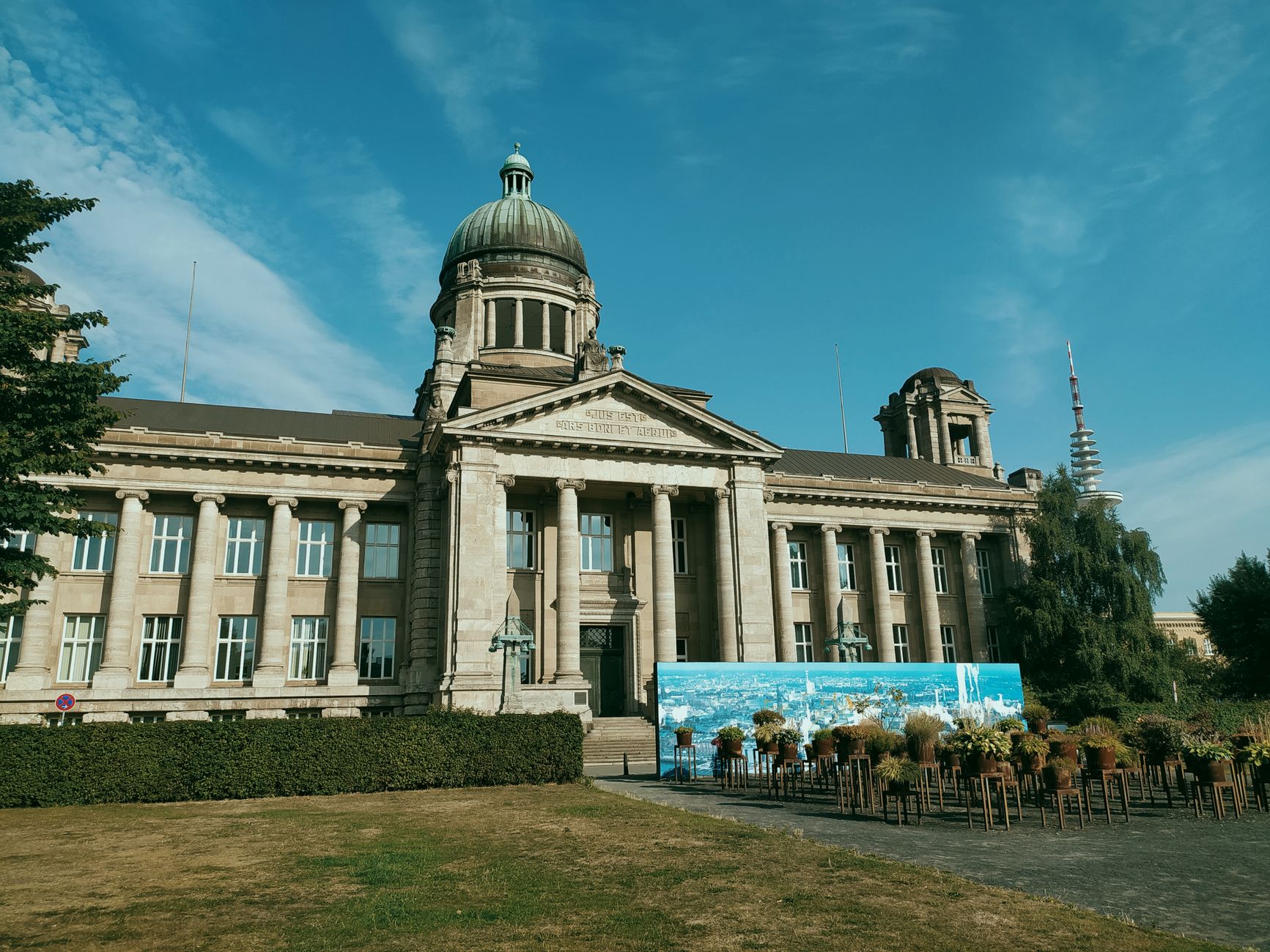 Potsdam - Früherer Regierungssprecher Heye mit 85 Jahren gestorben