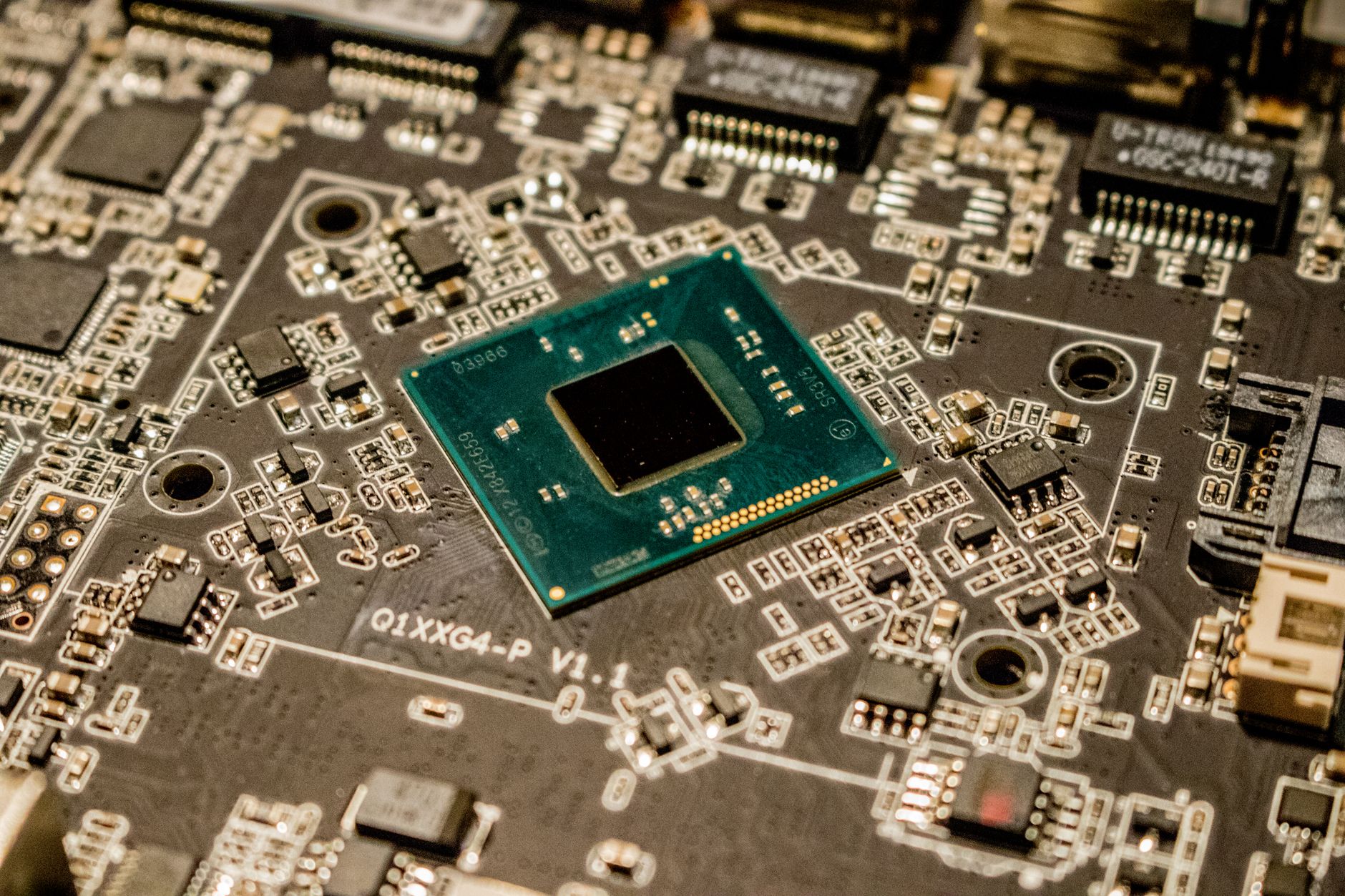 Wirtschaft - Chip- und Halbleiterhersteller Infineon verzeichnet Rekordumsatz