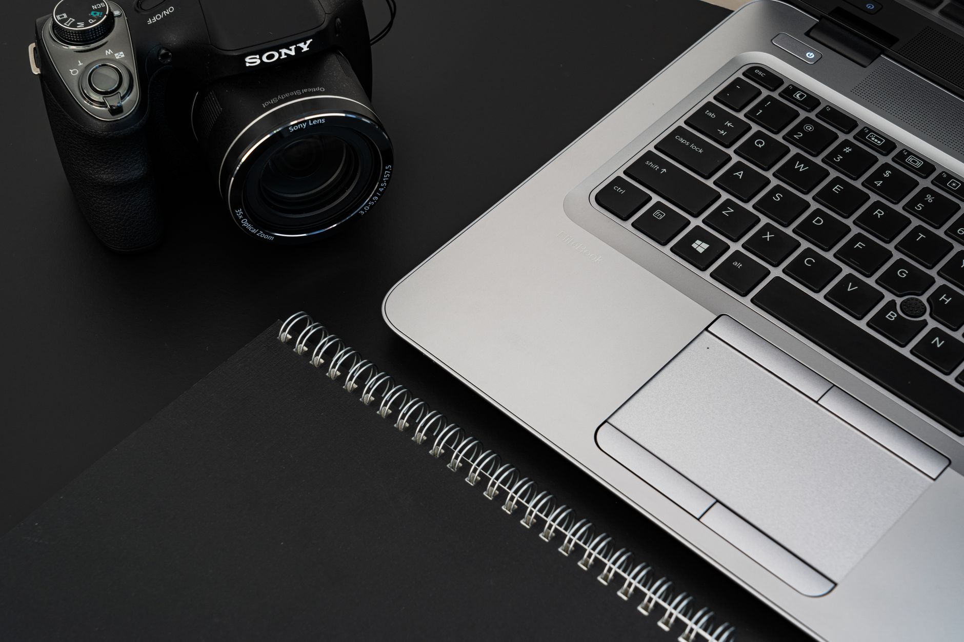 Anzeige: Sony ZV-E10 Systemkamera mit Objektiv bei Amazon zum Aktionspreis für 599 Euro