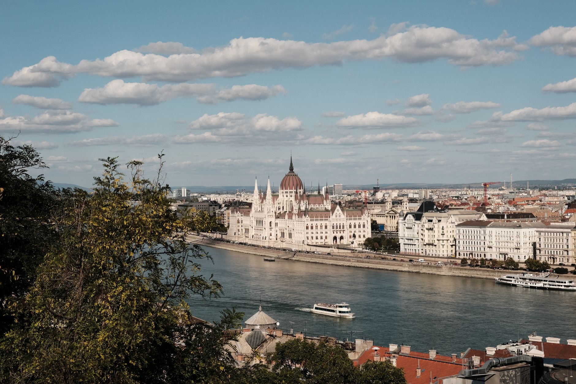 Budapest - Ungarns Regierungspartei Tisza nominiert Ex-Richter Baka für das Präsidentenamt