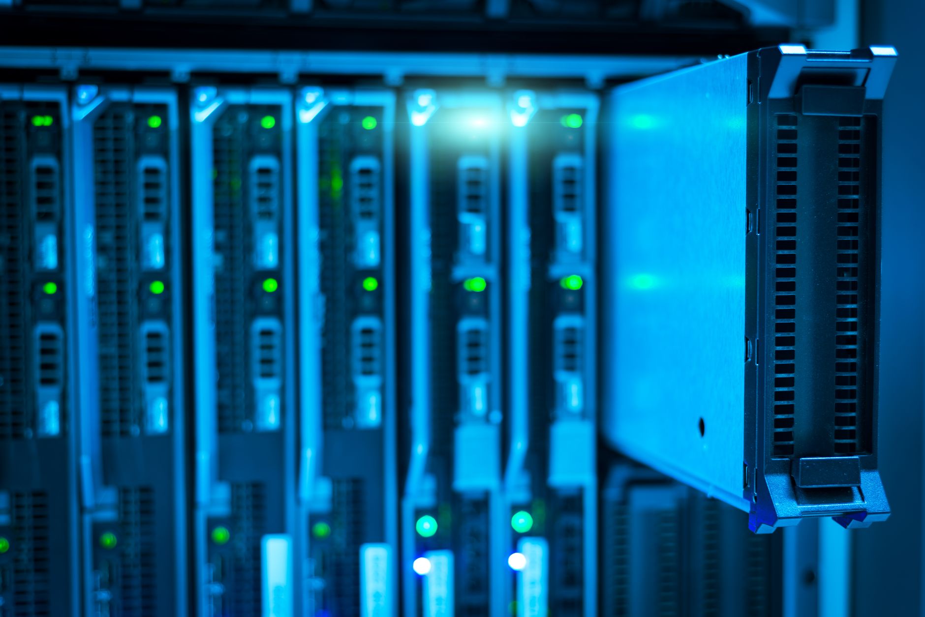 Cloud- und Netzwerkprobleme: Verbindungsfehler kosten mehr als einen Arbeitstag pro Woche