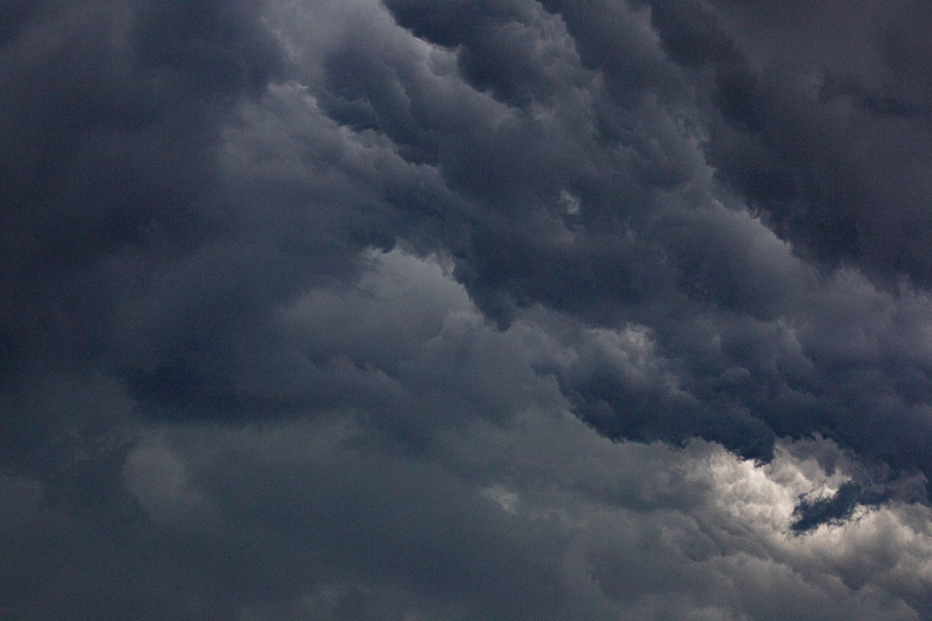 Wetter - Im Norden Wolken, sonst sonnig, 18 bis 34 Grad