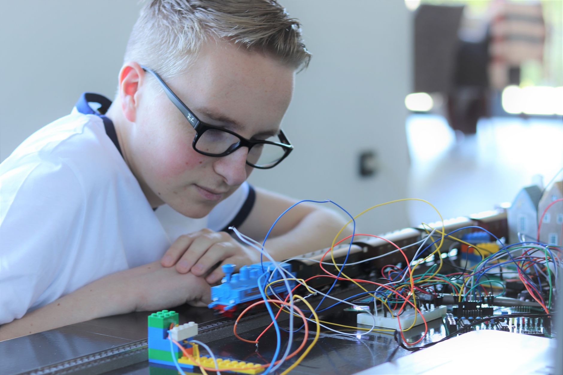 heise+ | Elektronik-Experimente: Testlabor für Raspi Pico, Arduino Nano und Co.