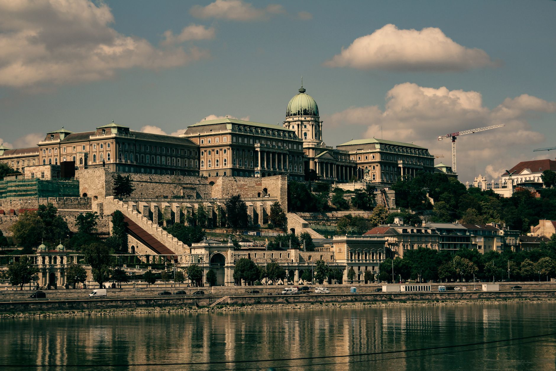 Budapest - Ungarns neuer Präsident Baka ruft zu Versöhnung auf