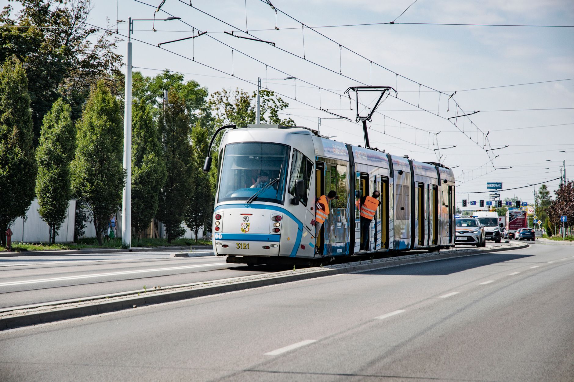 Was können Straße und Schiene statt Schiffen leisten?