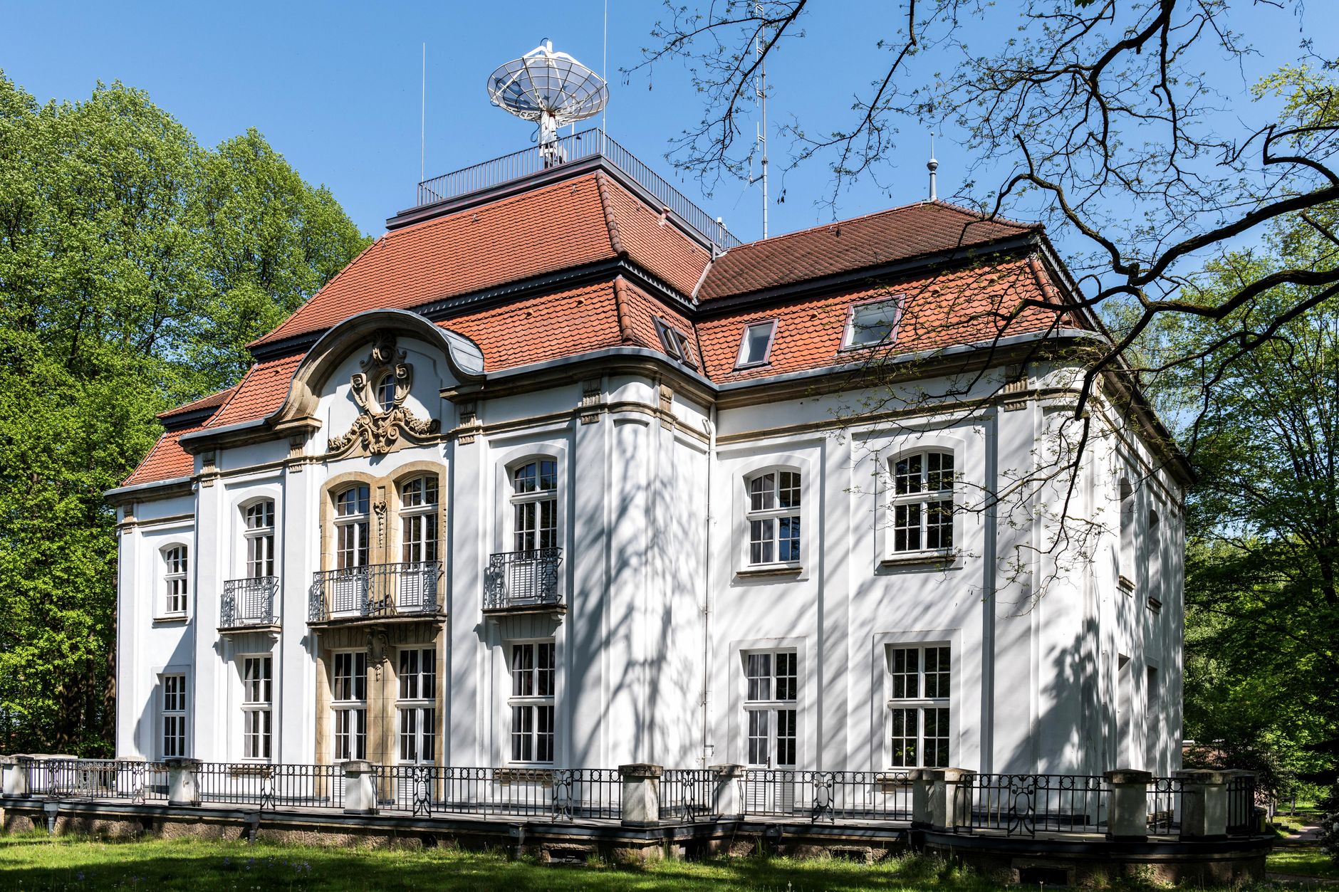 TV-Duell bei RTL/ntv: Schwesig und die AfD, allein zu Haus