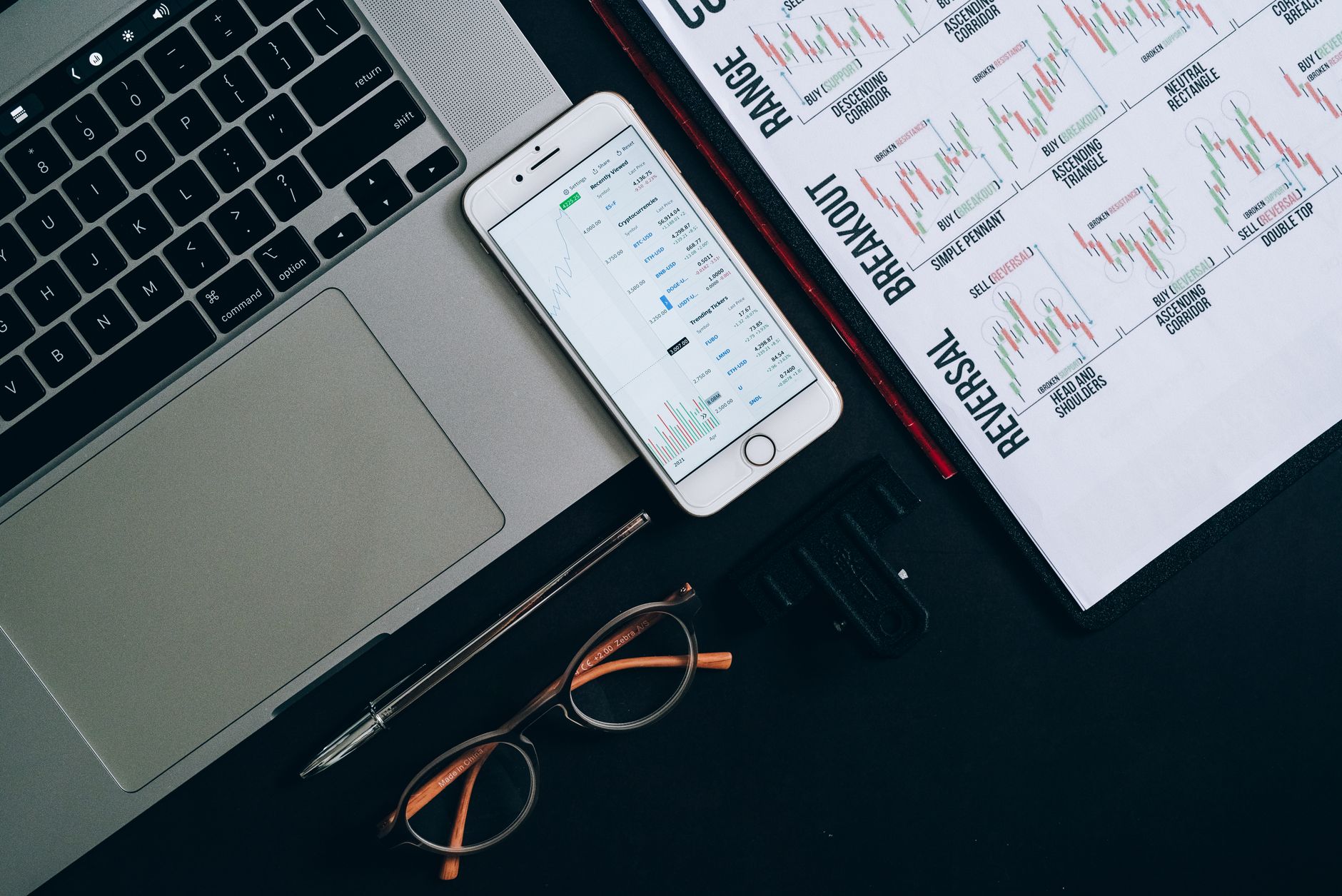 (g+) Doku-Strategien, Formate und Tools: Wie die Technische Dokumentation im 21. Jahrhundert ankommt