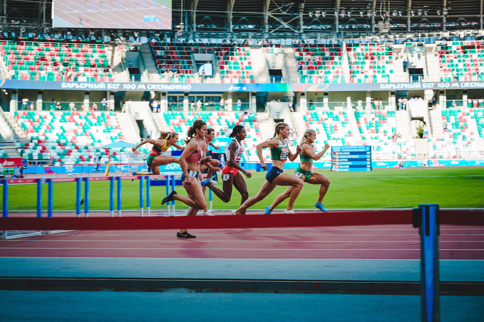 Audrey Werro: Sturz-Drama im 800-Meter-Halbfinale