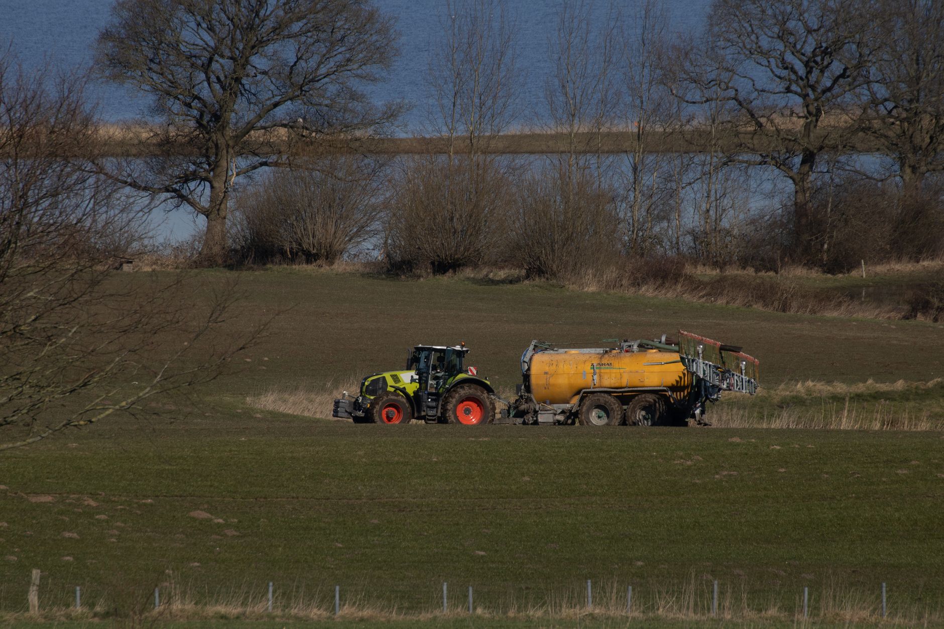 Warum Diesel trotz gesunkener Ölpreise so teuer bleibt