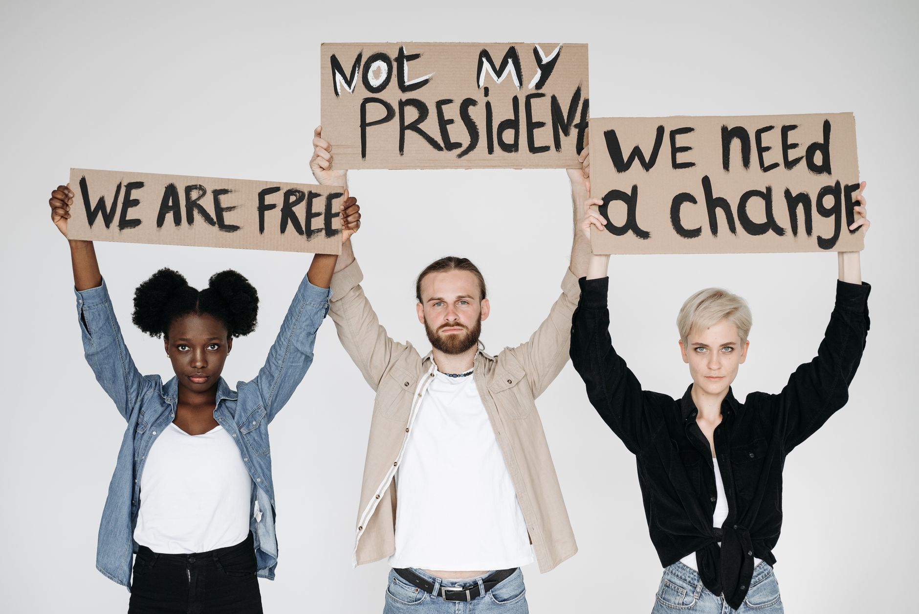 Wegen Gewalt - Auszählung von Präsidenten- und Parlamenstwahl in Sambia ausgesetzt