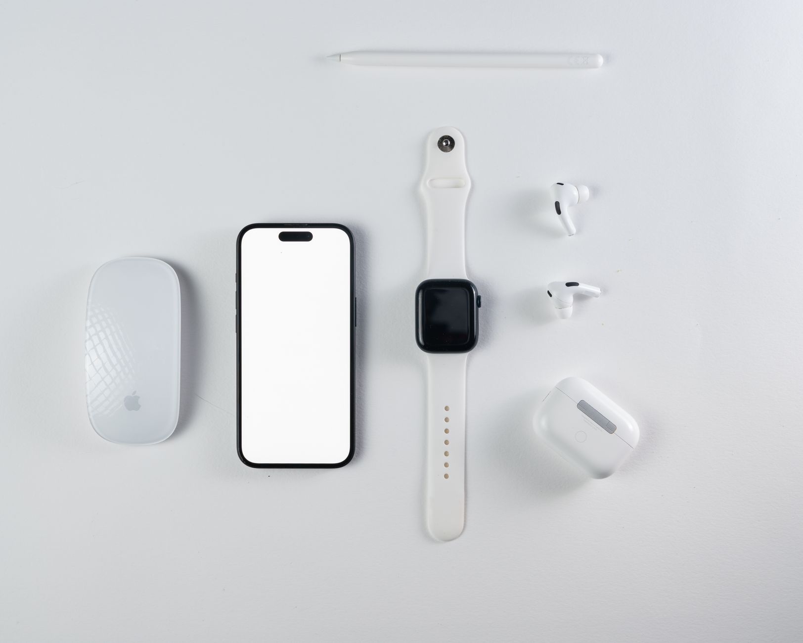 Nachgebaute Apple Watch verbindet sich mit iPhones