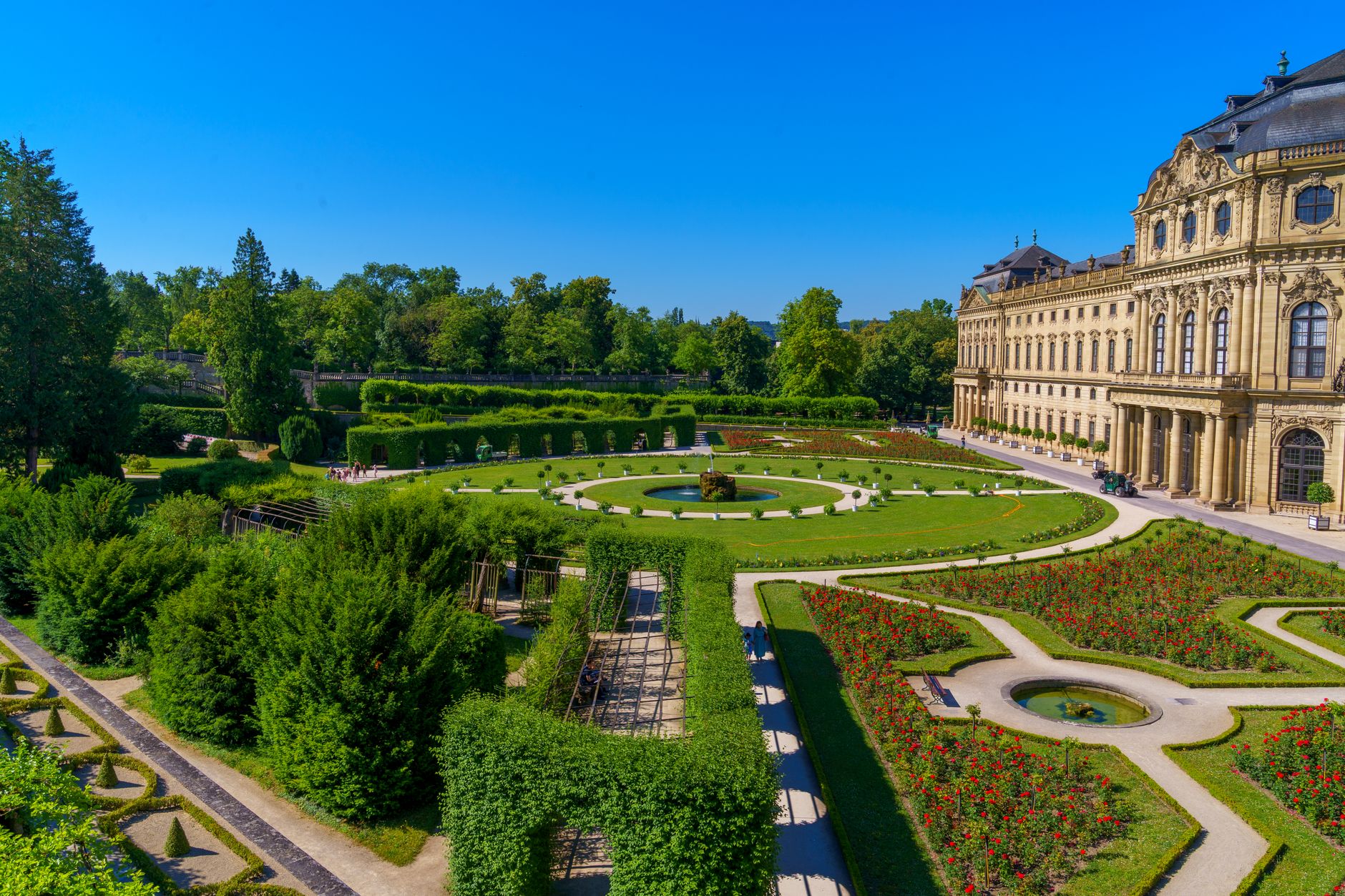 Würzburg fegt Wiesbaden vom Platz