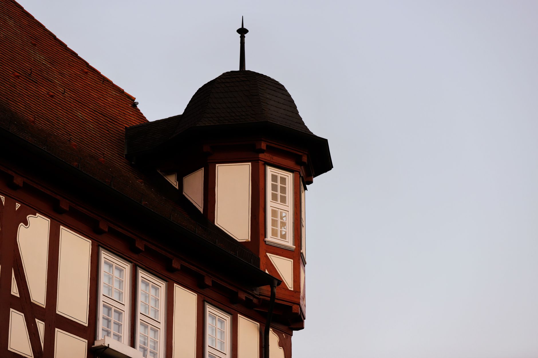 Brandgeruch aus Belgien und der Eifel zieht nach Hessen