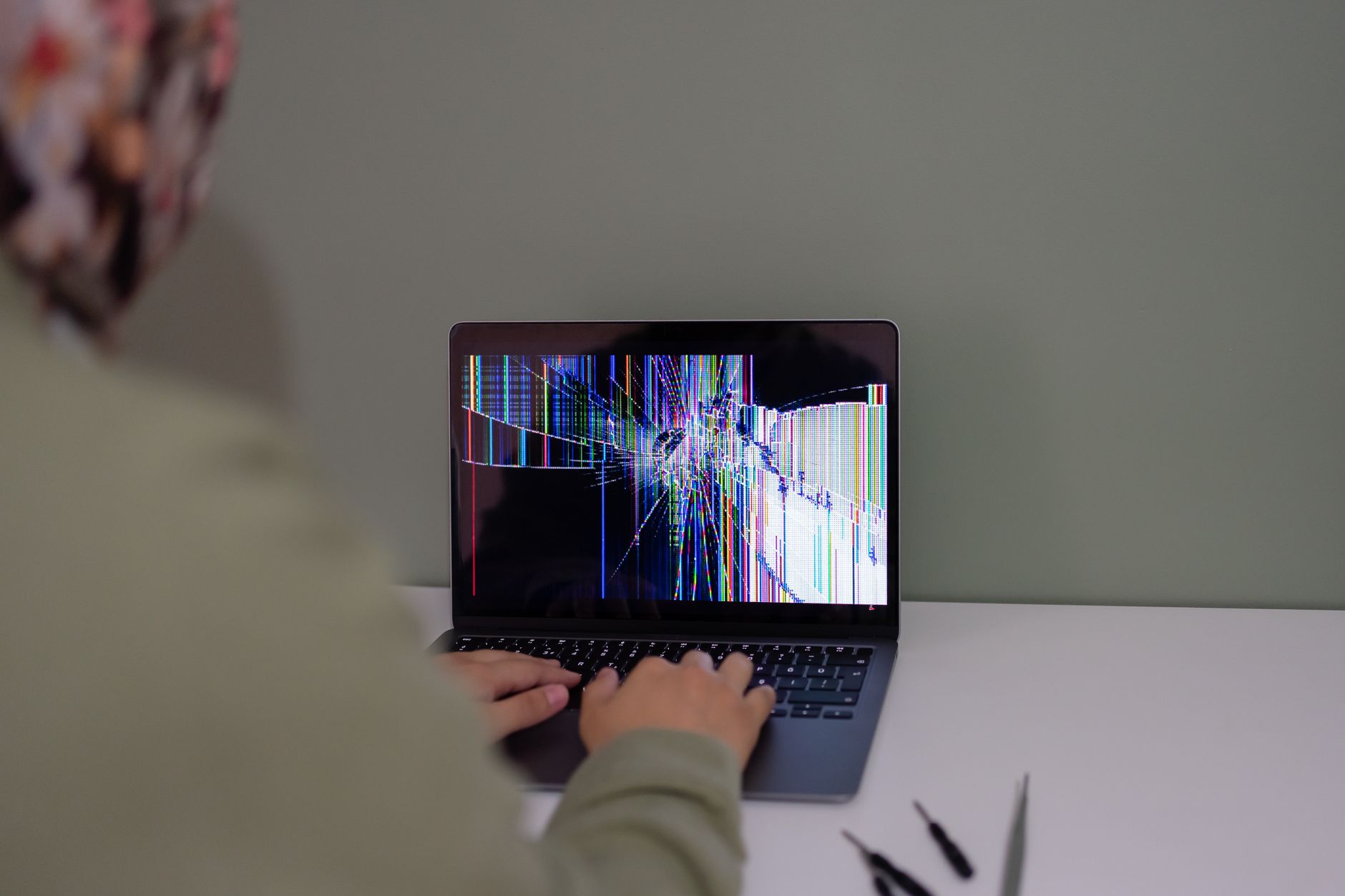 Reddit: 64-GByte-RAM-Laptop kommt aus Reparatur mit 32 GByte zurück