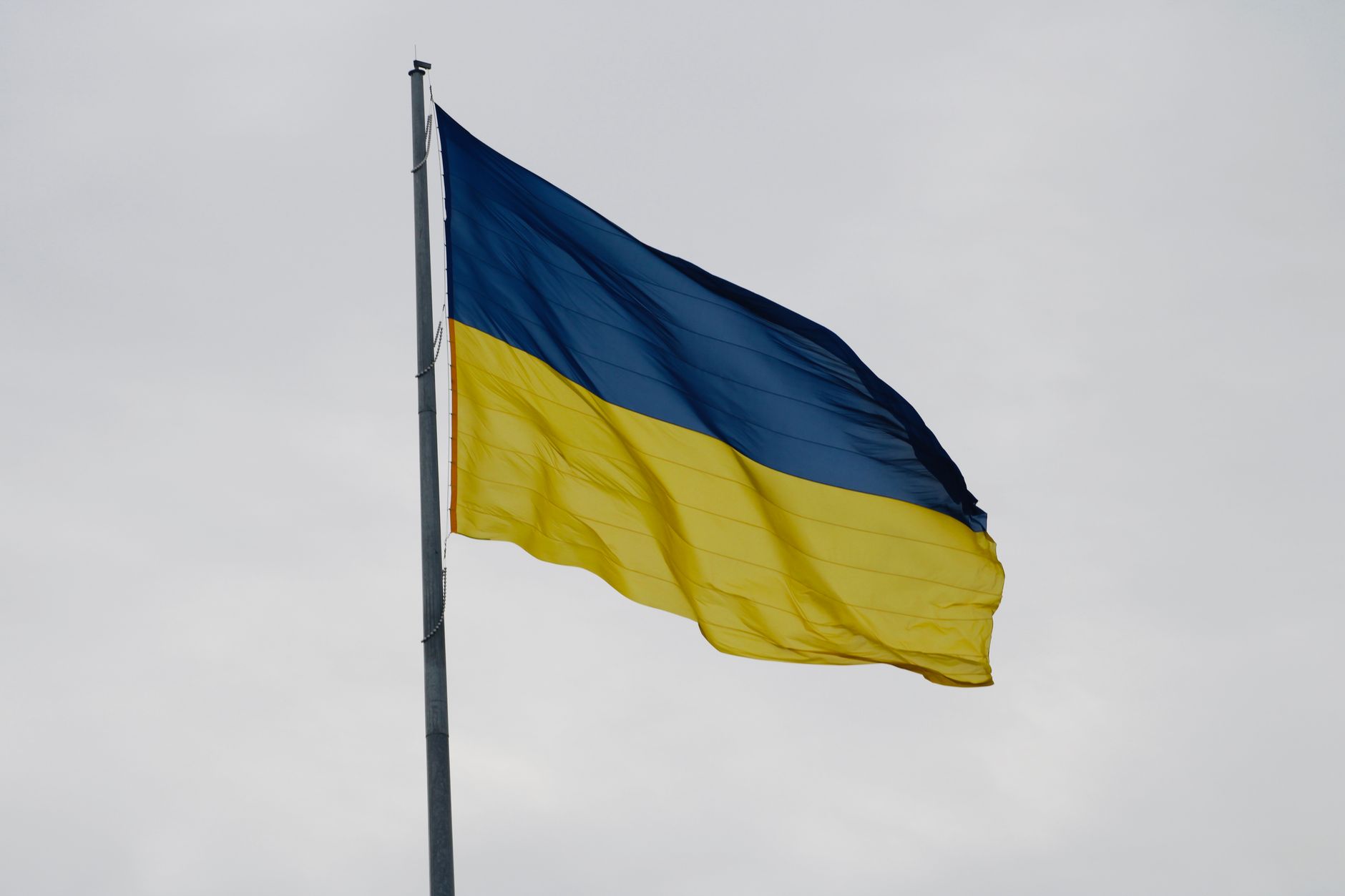 Ukraine: Schneider sagt weitere deutsche Unterstützung zu