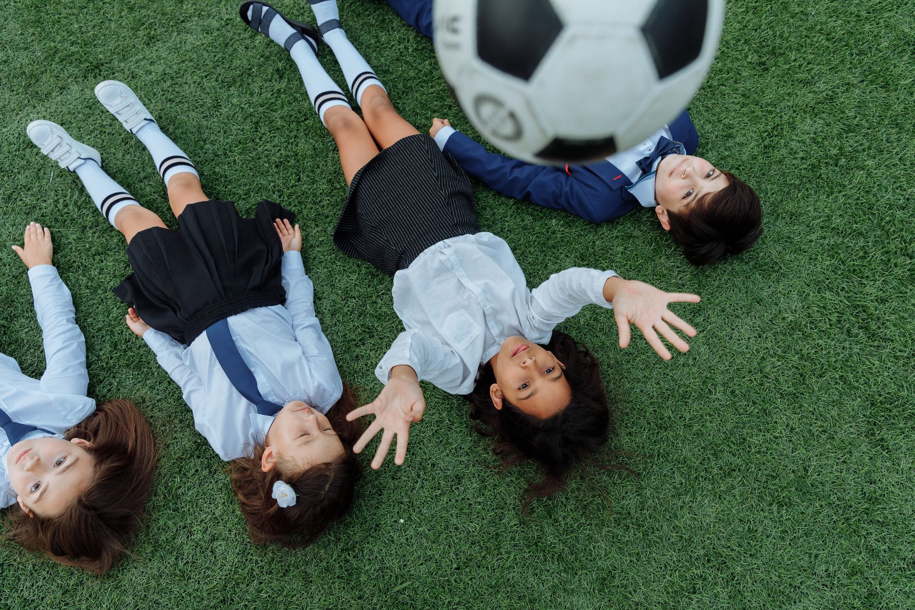 Machen teure Fußballschulen Kinder tatsächlich zu besseren Kickern?