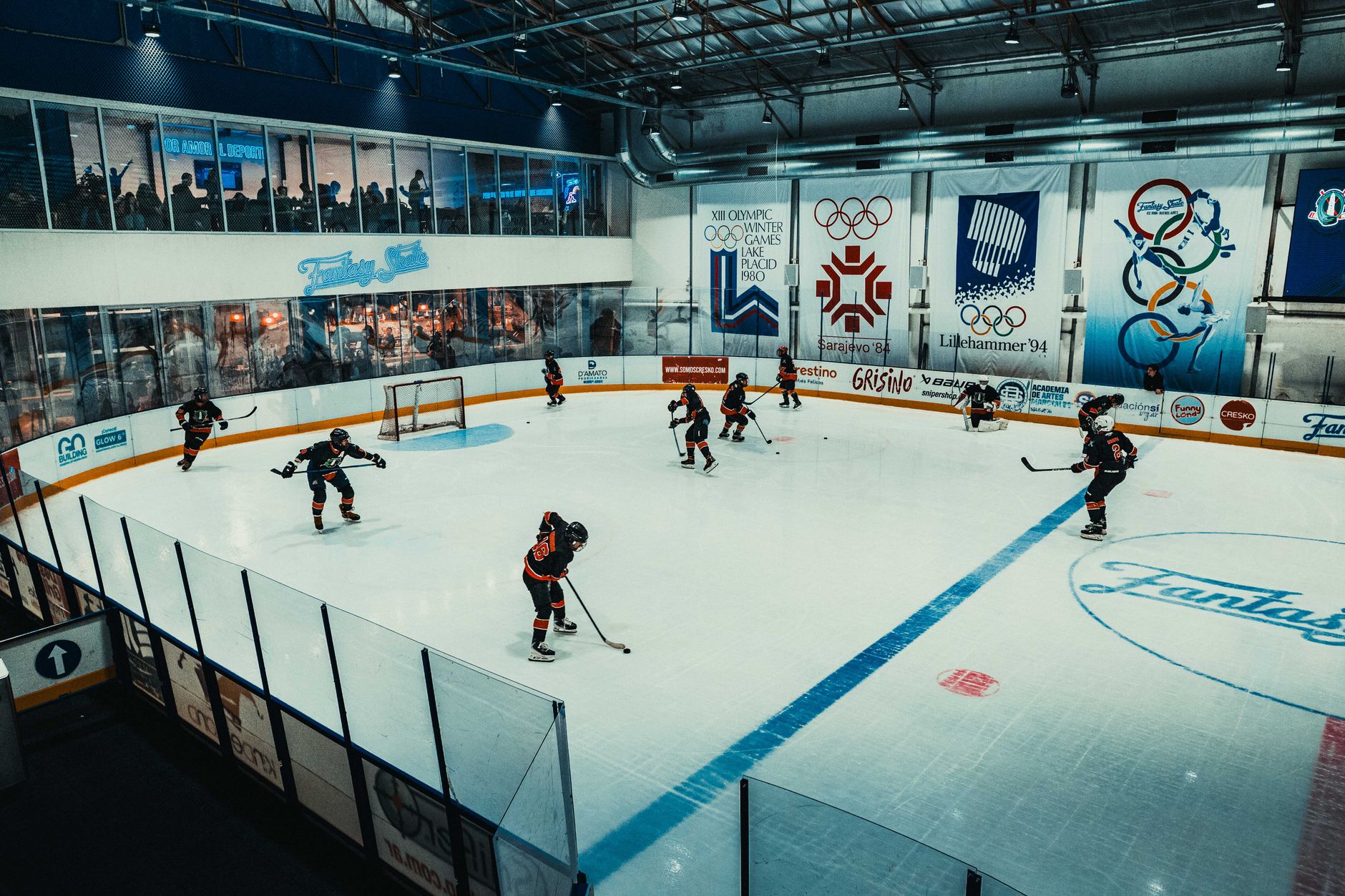 Hockey-Frauen nervenstark in die Zwischenrunde
