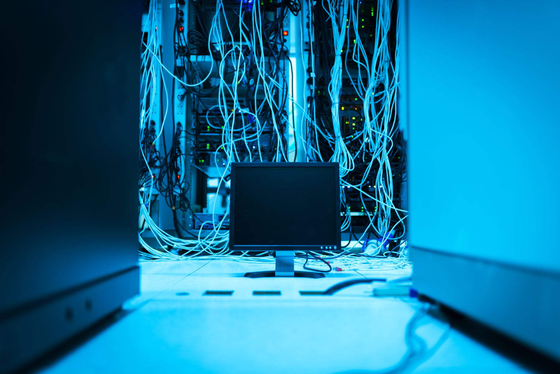 (g+) Technology: No room for data centers? South Korea wants to build one underwater