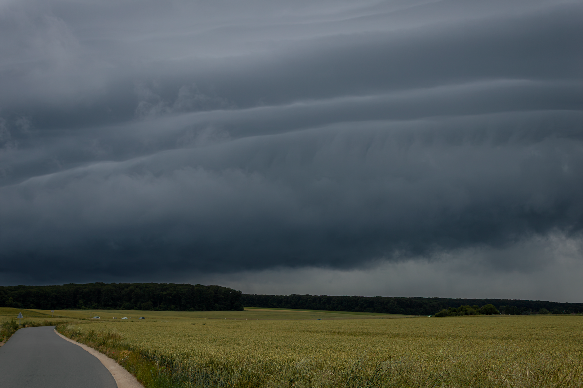 Wetter - Im Norden und Südosten Schauer, sonst meist trocken, 20 bis 28 Grad