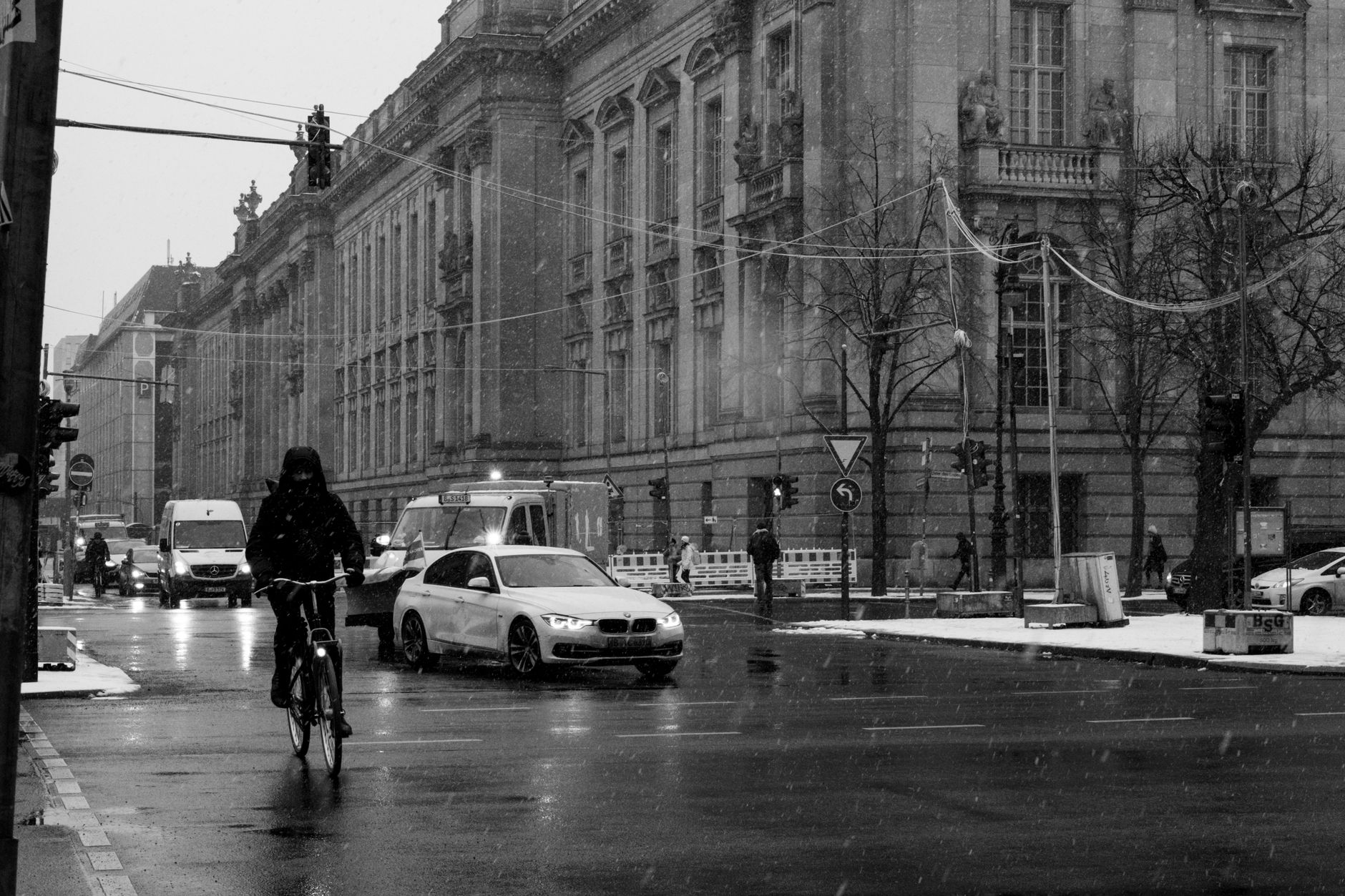 Fahrrad beschädigt - Auto beschädigt
