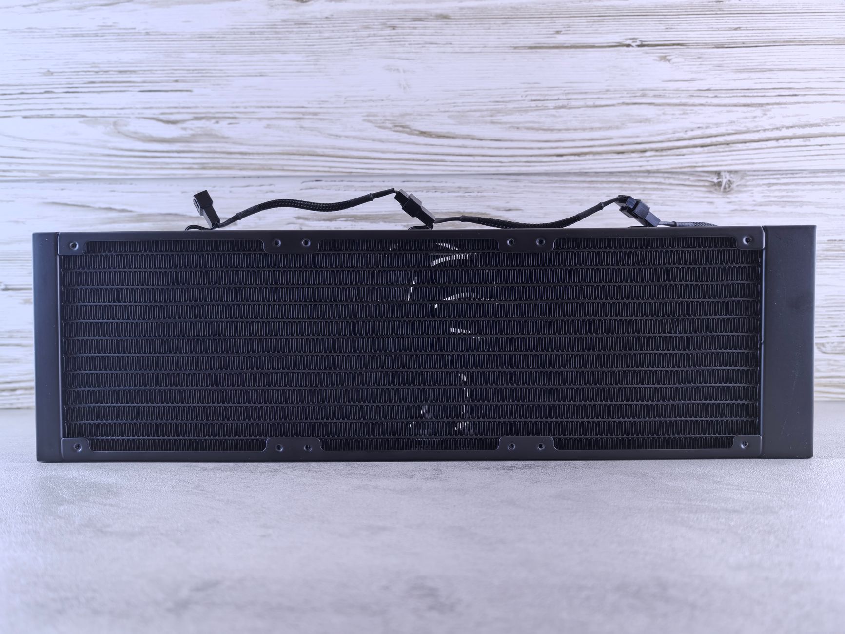 Kühlt auf 10 mK: IBM zeigt modularen Kühlschrank für Quantencomputer