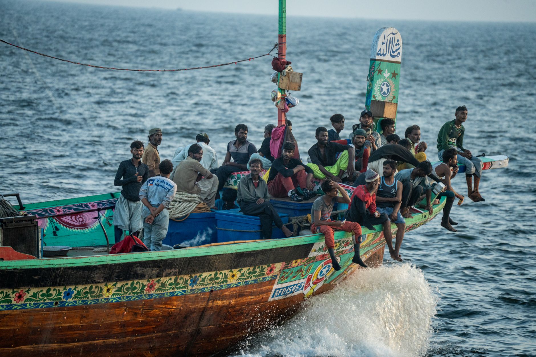 Mehr als 300 Migranten von Holzboot vor Mauretanien gerettet