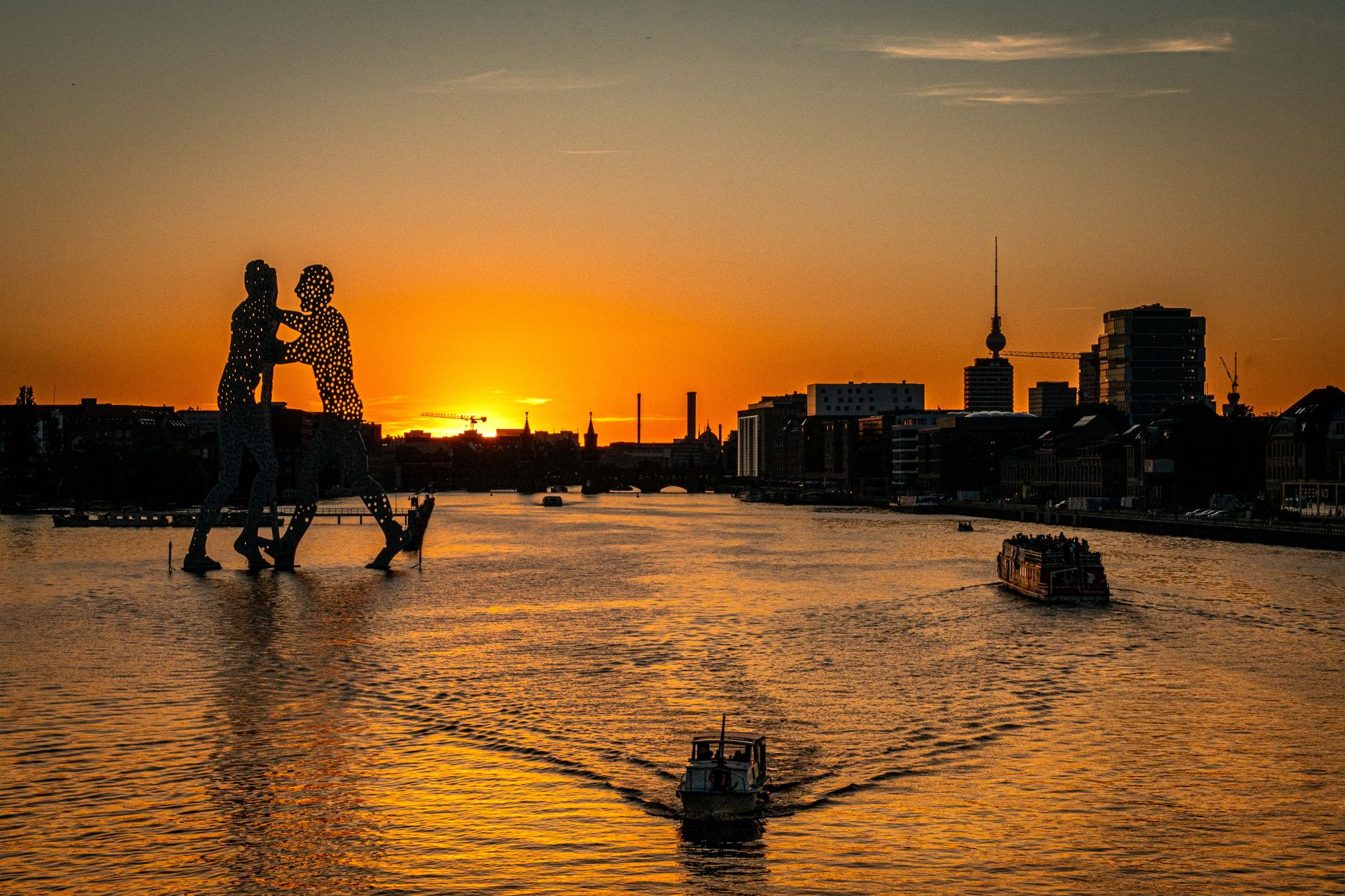 Verhaltensscanner in Berlin: Harte Kritik an der KI-Überwachung