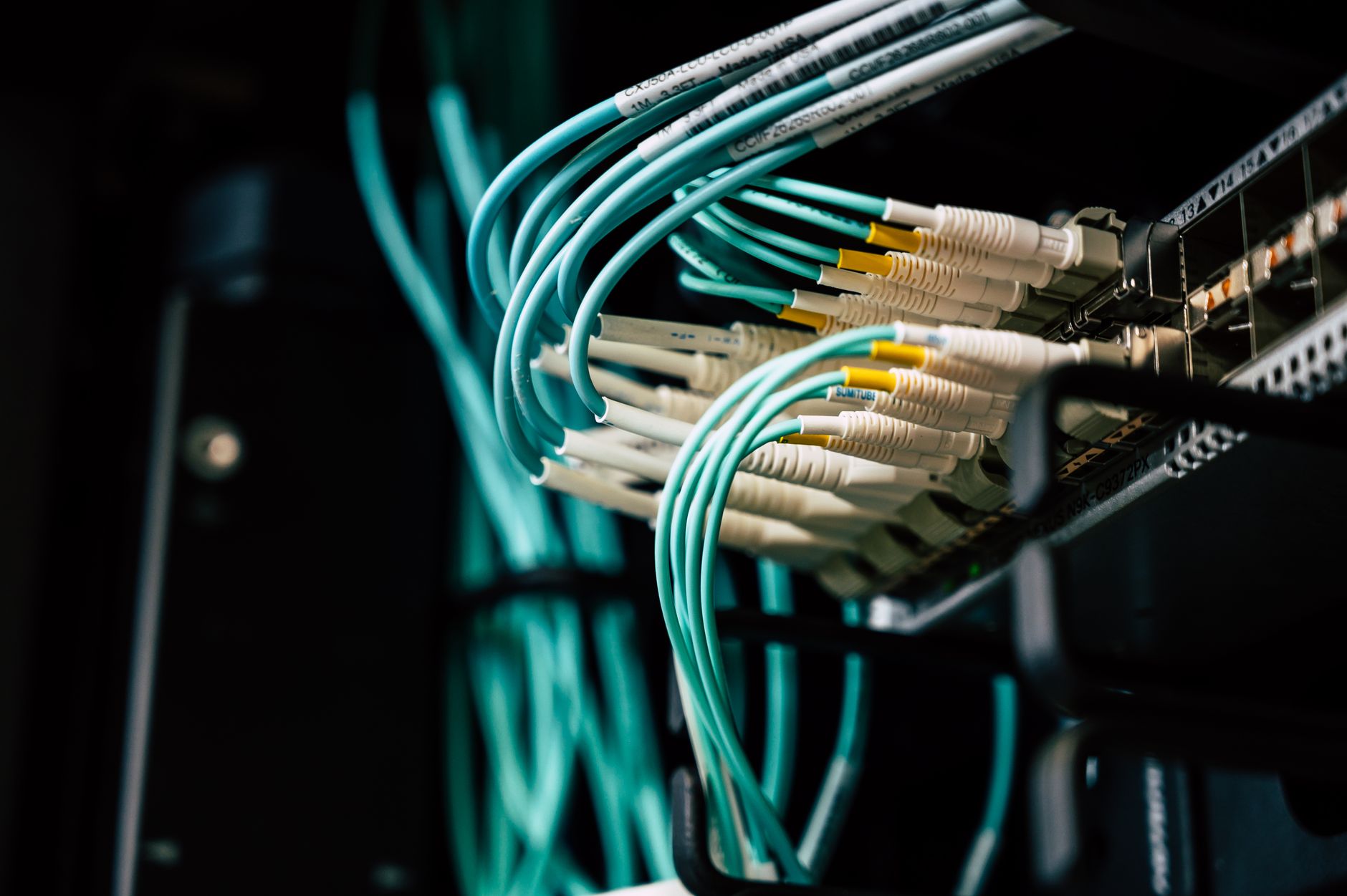 DSL, Kabel oder Glasfaser: Welcher Internetanschluss lohnt sich wirklich?