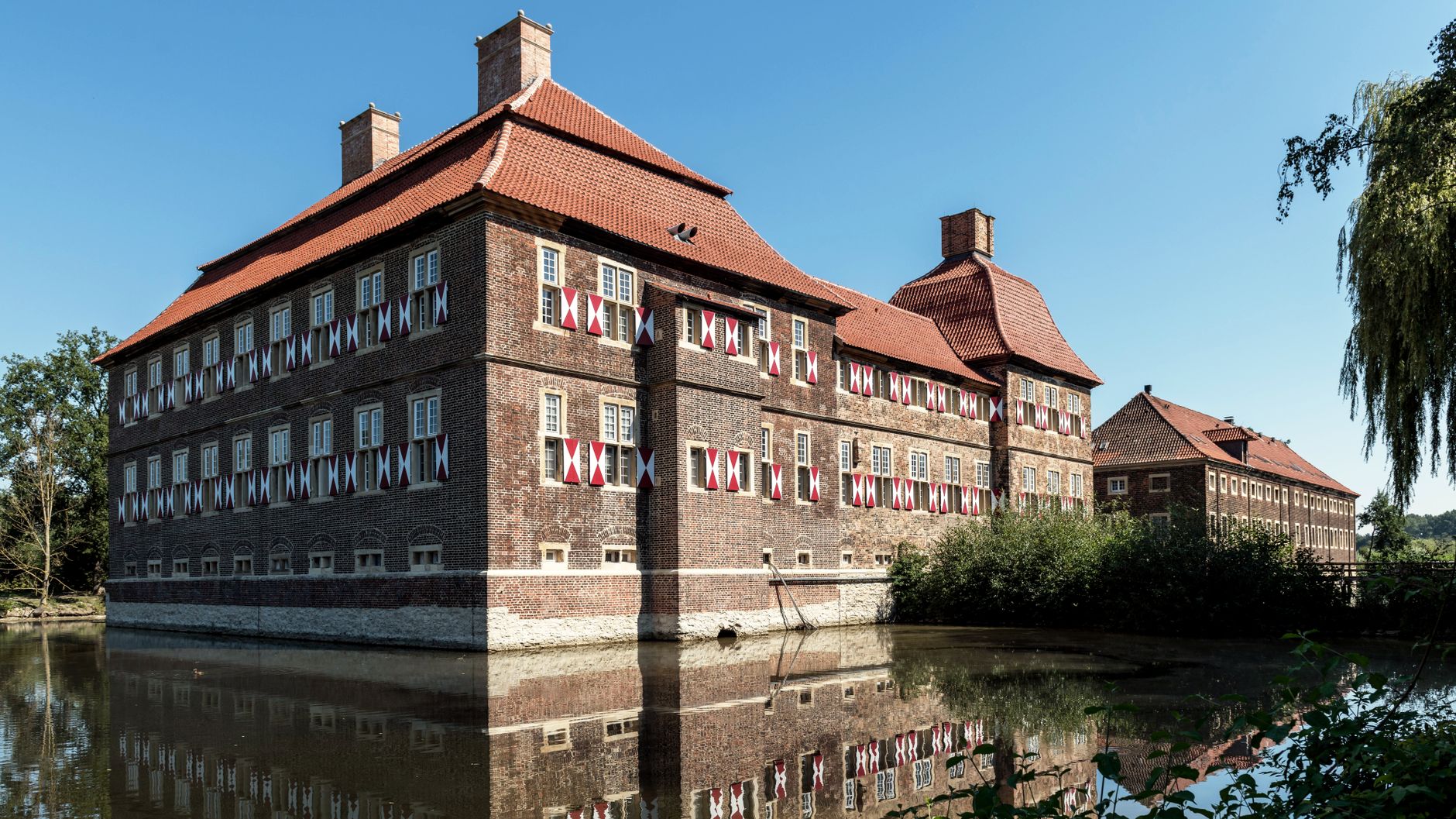 Renovierung von Schloss Bellevue - Steinmeier übernimmt Schlüssel für Ersatz-Amtssitz