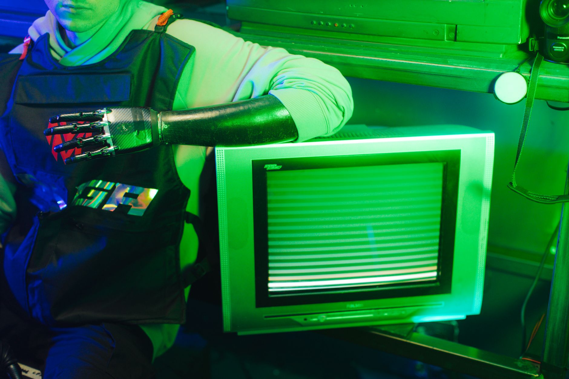 Ein Navi für Cyborg-Kakerlaken: KI weist Schaben den schnellsten Weg – auch über Hindernisse hinweg