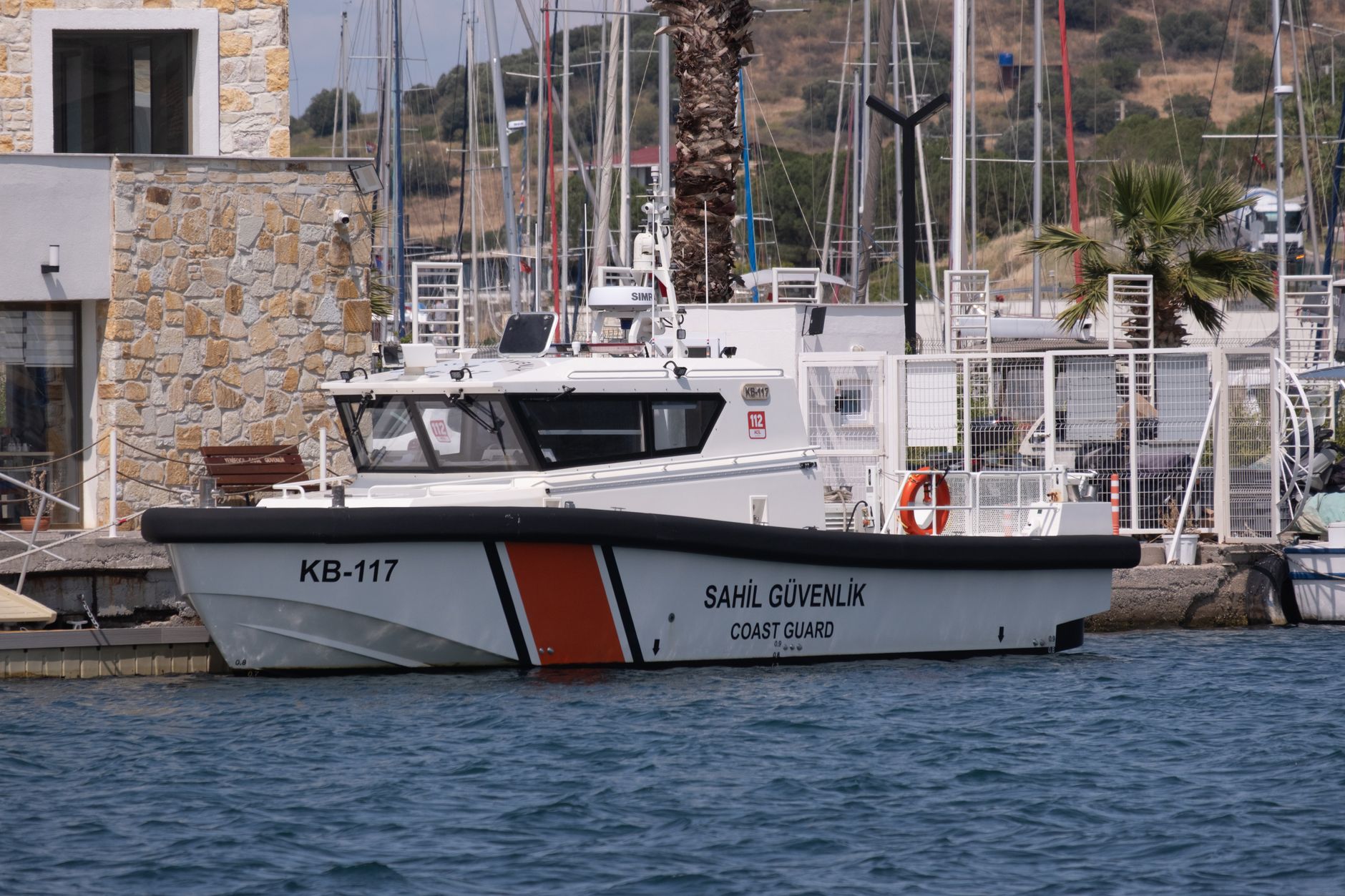 Mittelmeer - Griechische Küstenwache rettet 85 Migranten
