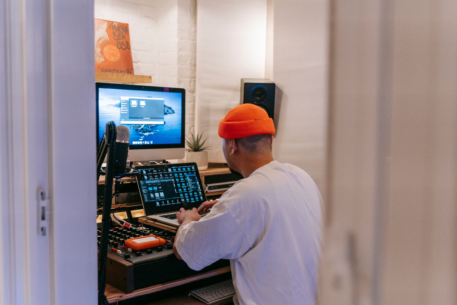 KI-Musik-Verbot in Australien: Wer Musik mit KI macht, fliegt raus