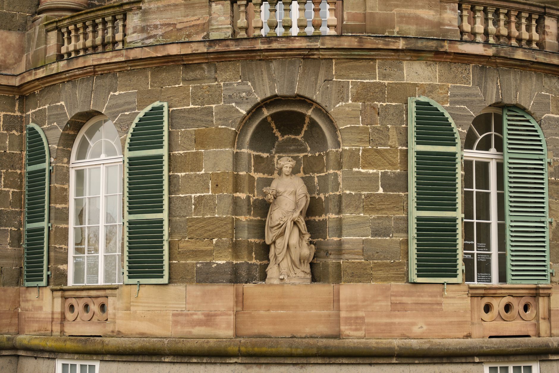 Hessen am Abend: Eine vergessene Statue in Darmstadt - und neue Pläne für das Wilke-Areal