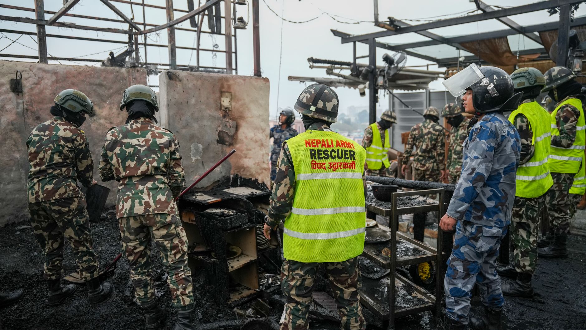 Sturzflut - Zahl der Toten in Nepal steigt auf 95 - Zahlreiche Menschen vermisst