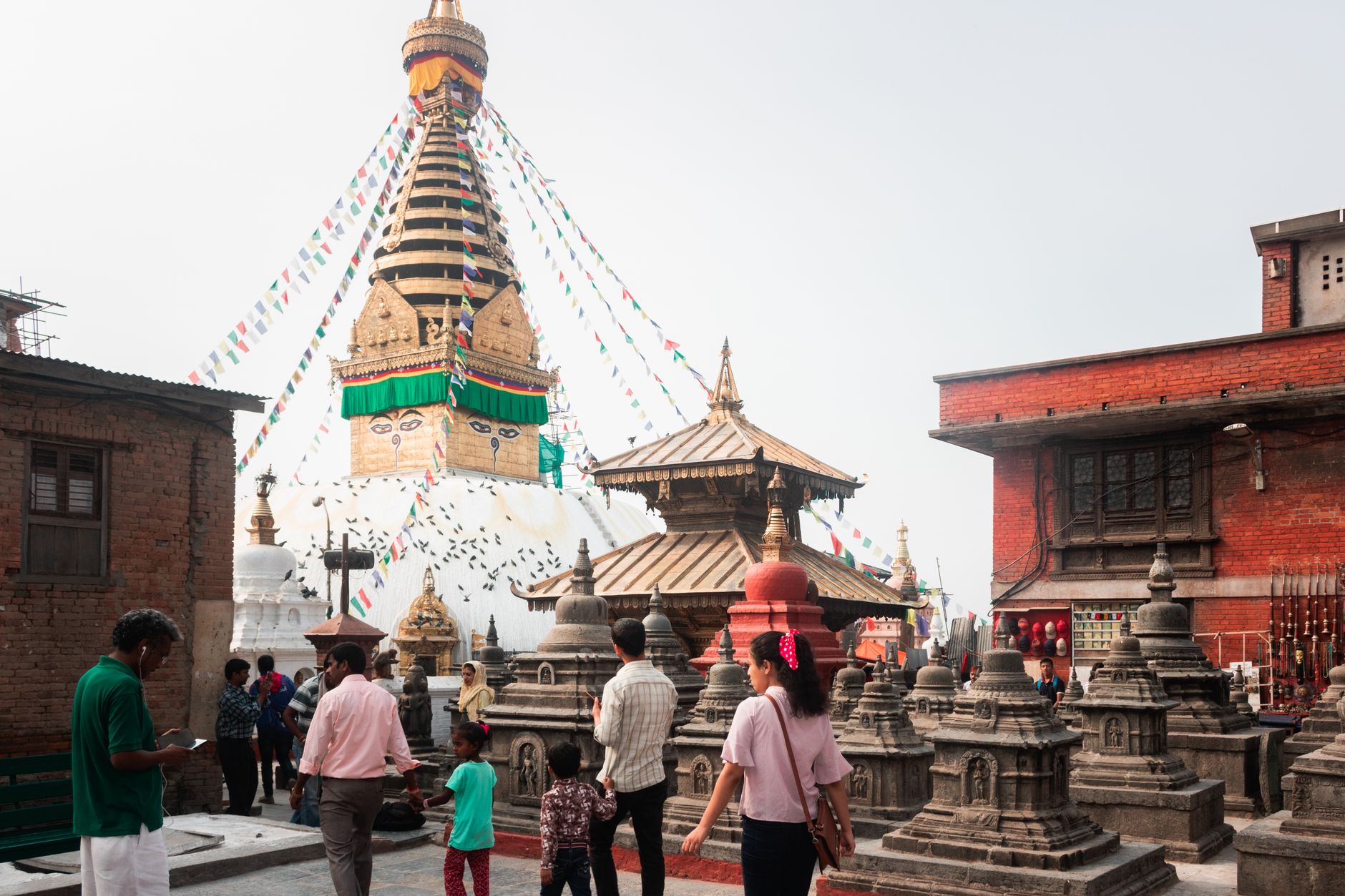 Nepal: Hunderte Touristen vermisst - Dutzende Tote