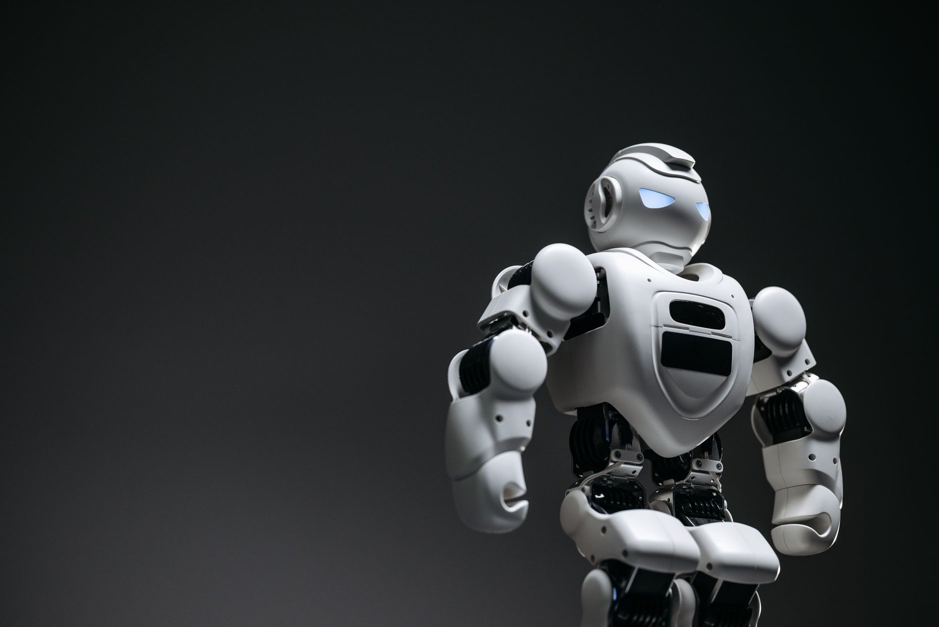 Weltspiele für Roboter - Humanoider Roboter läuft 100-Meter-Weltrekord