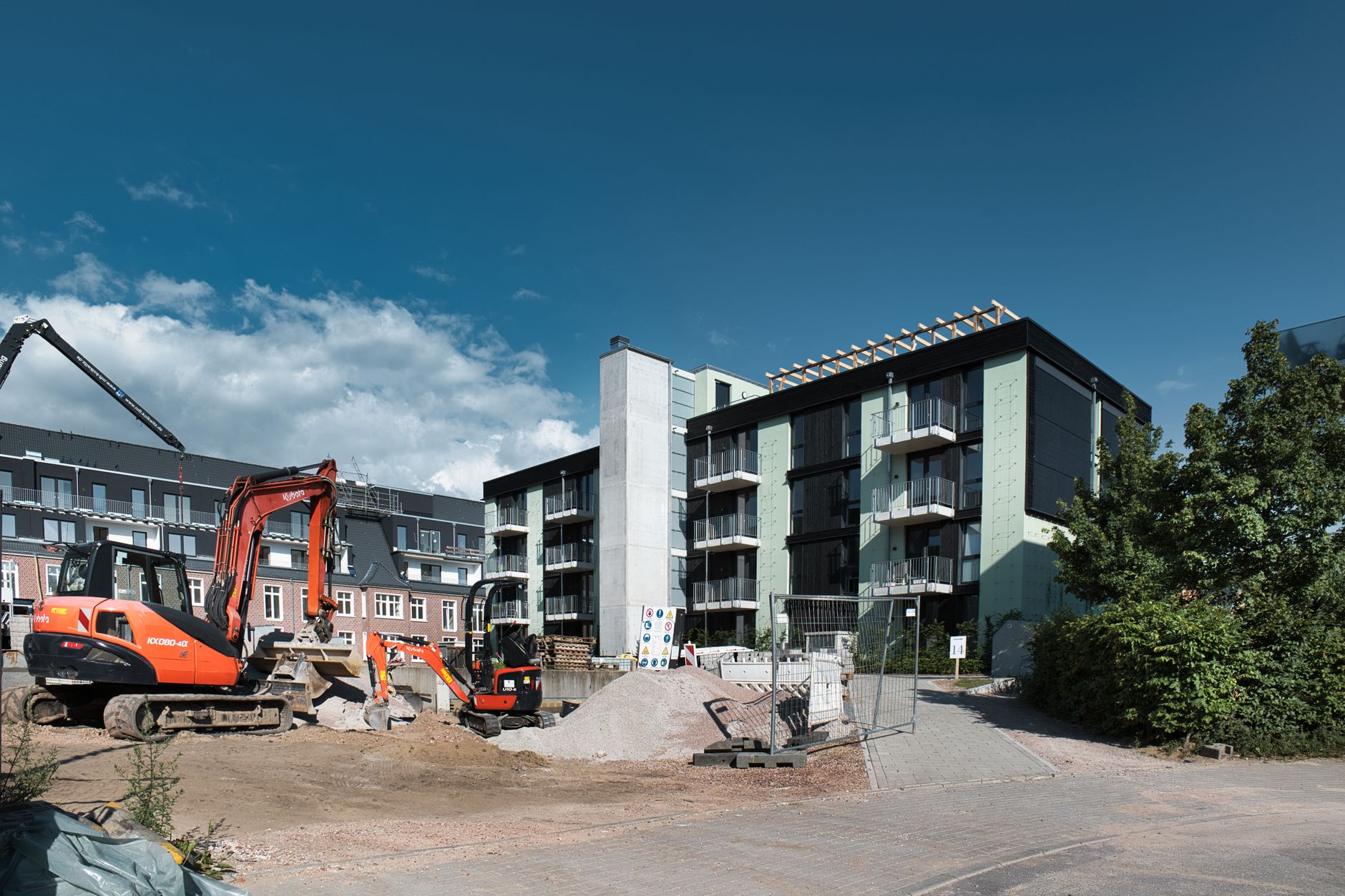 Hitzeschutz beim Neubau für kühles Wohnen ohne Klimaanlage