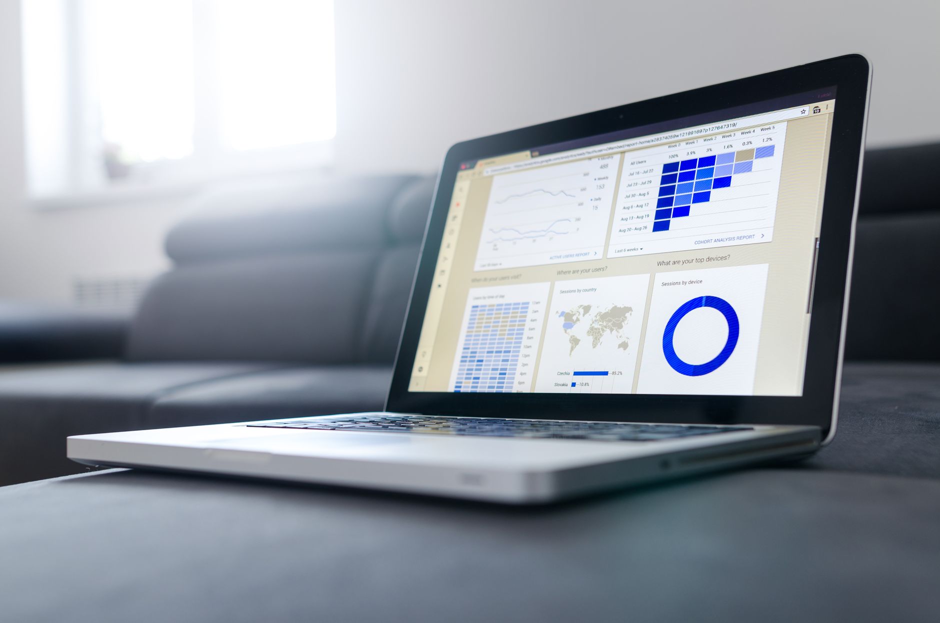 Salesforce: Claude wird zur neuen CRM-Oberfläche