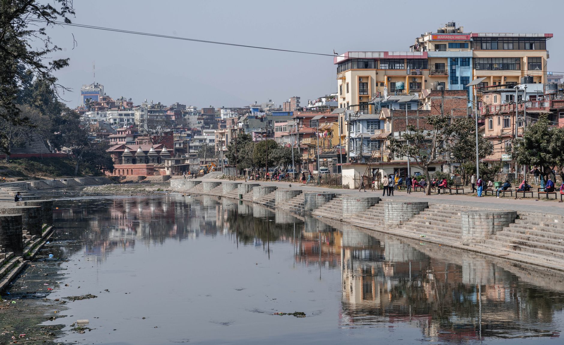 Nepal meldet Dammbruch: Warnung vor weiterer Sturzflut