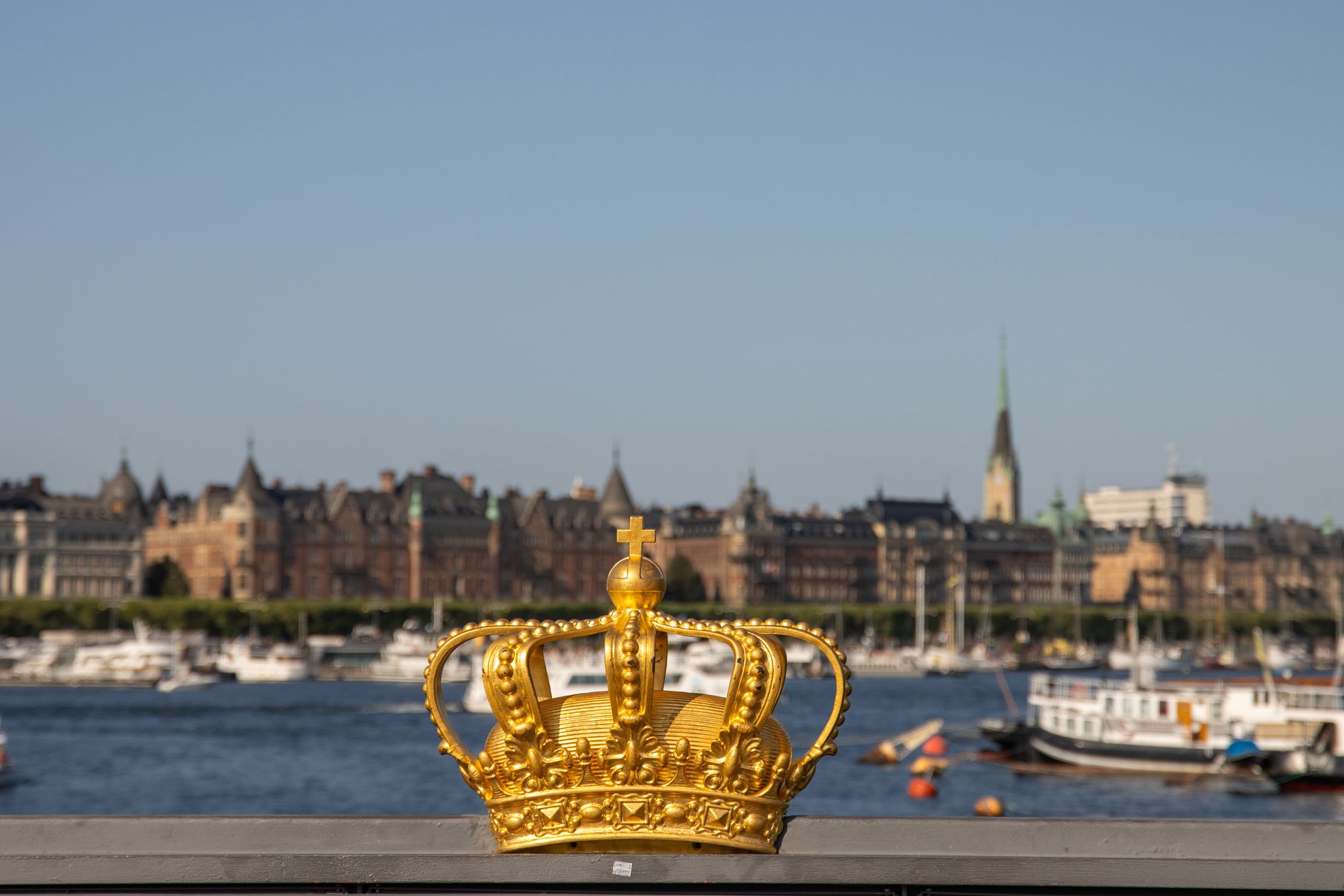 Norwegen - Neuer König Haakon Viii. legt Eid auf die Verfassung ab