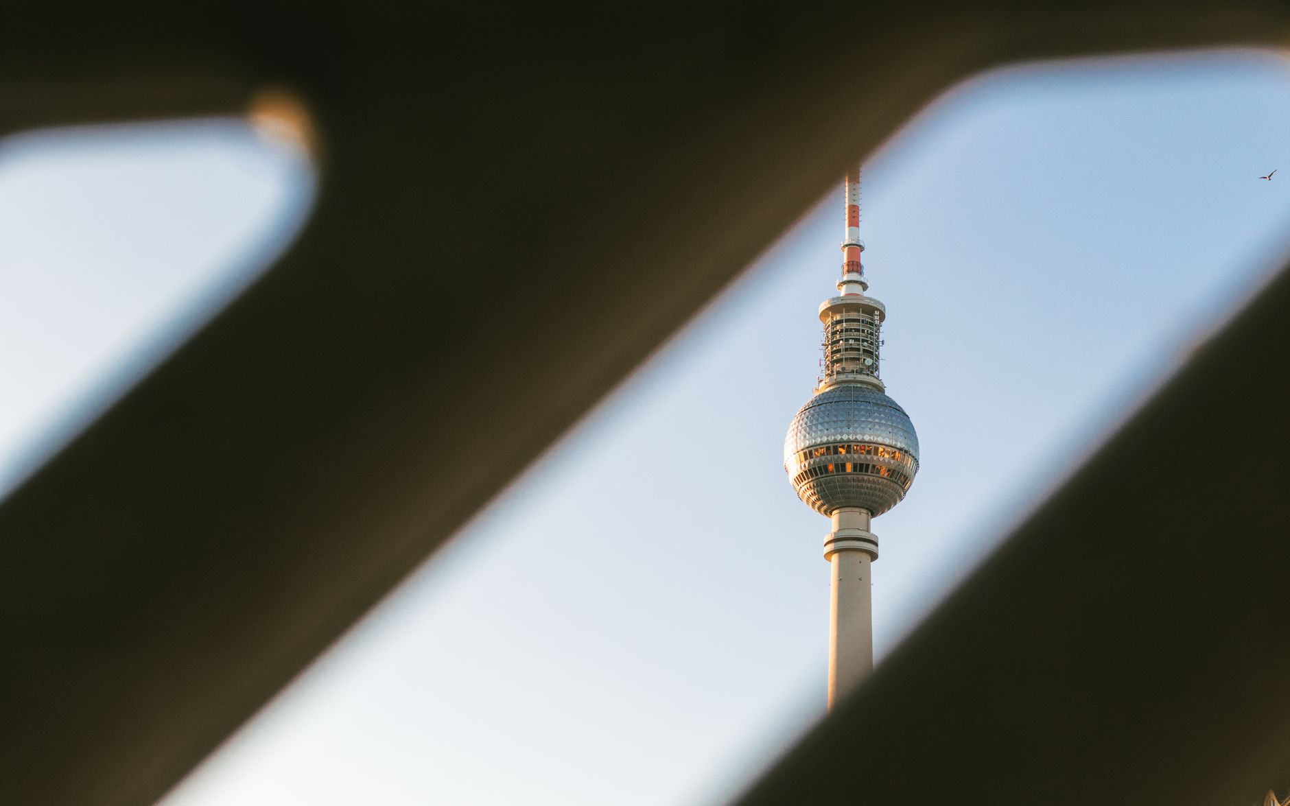 KI-Sicherheitsinstitut kommt nach Berlin: Deutschland zieht bei AI Safety nach