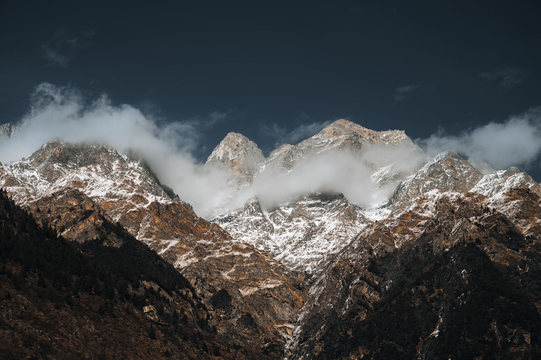 Zahl der Toten nach Sturzflut im Himalaya steigt auf 1.000